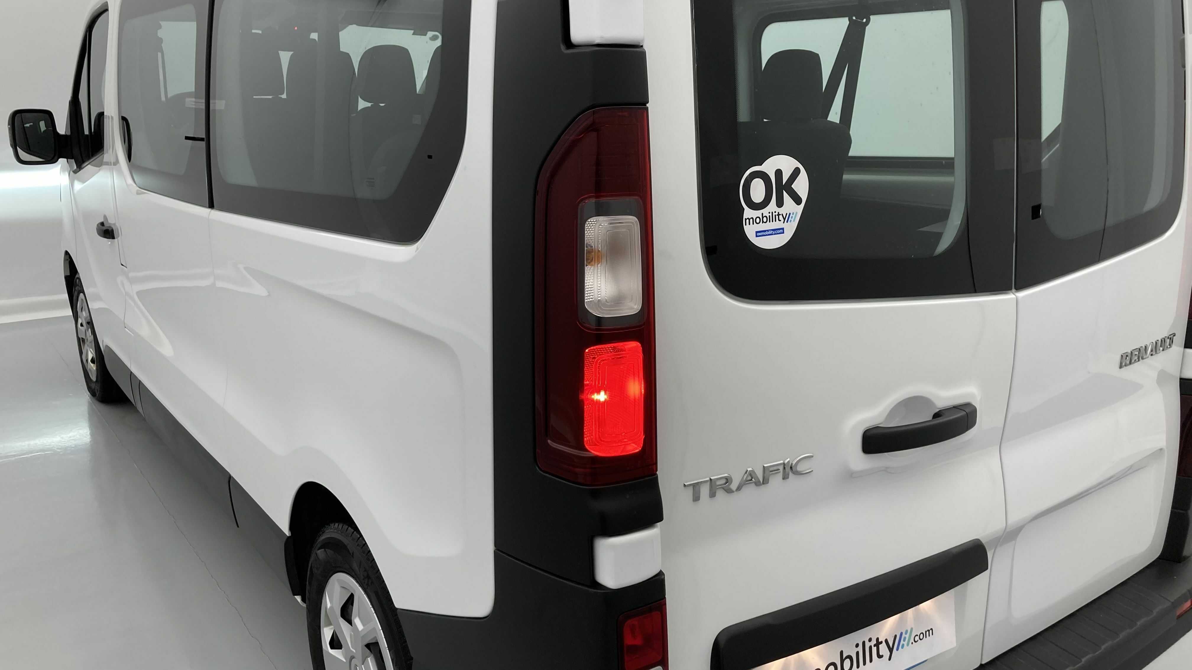 renault trafic l2 life 2.0 DCI 110 2022 weiss 30