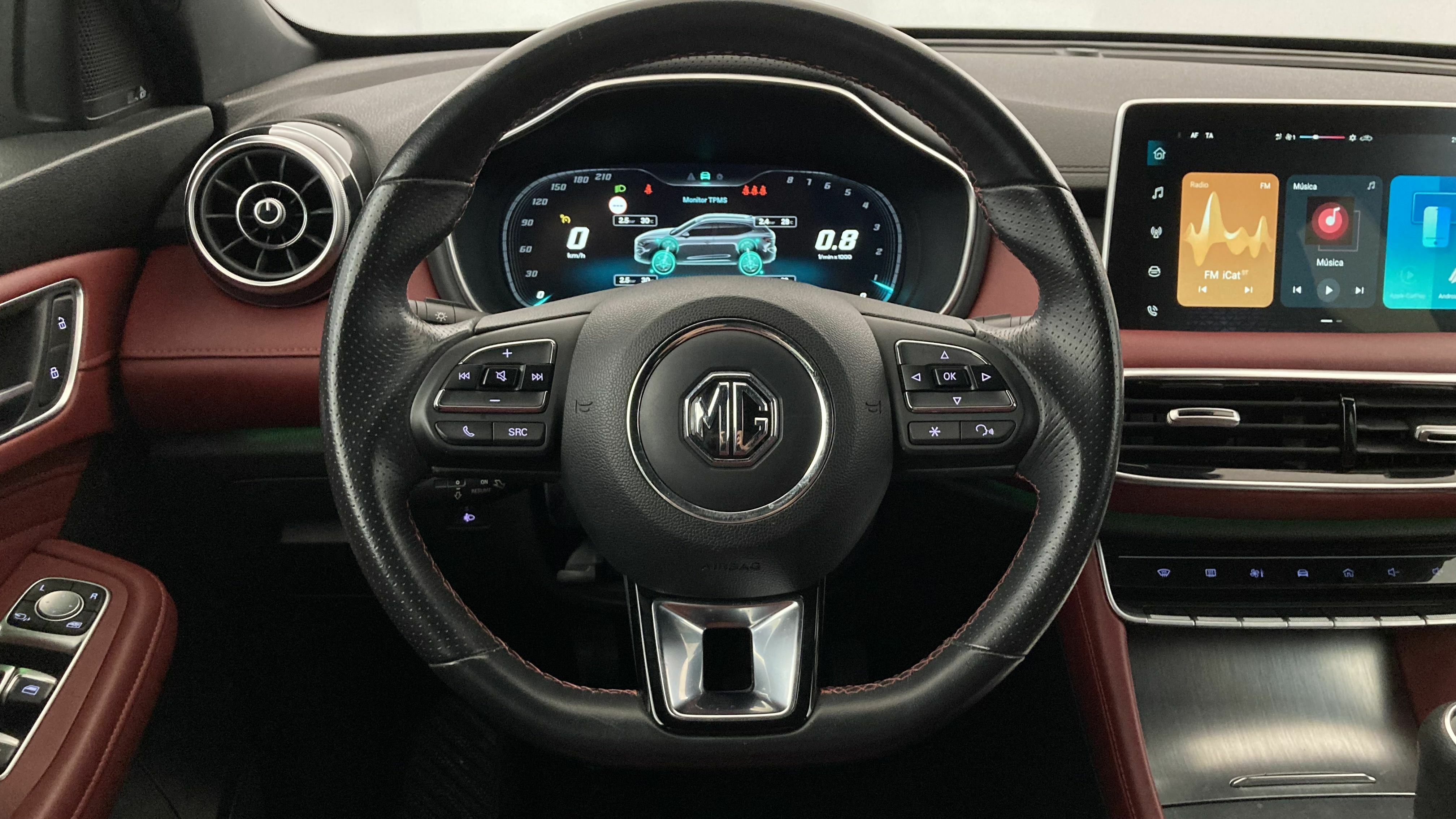 mg hs luxury 1.5 T-GDI 162 2023 black 17
