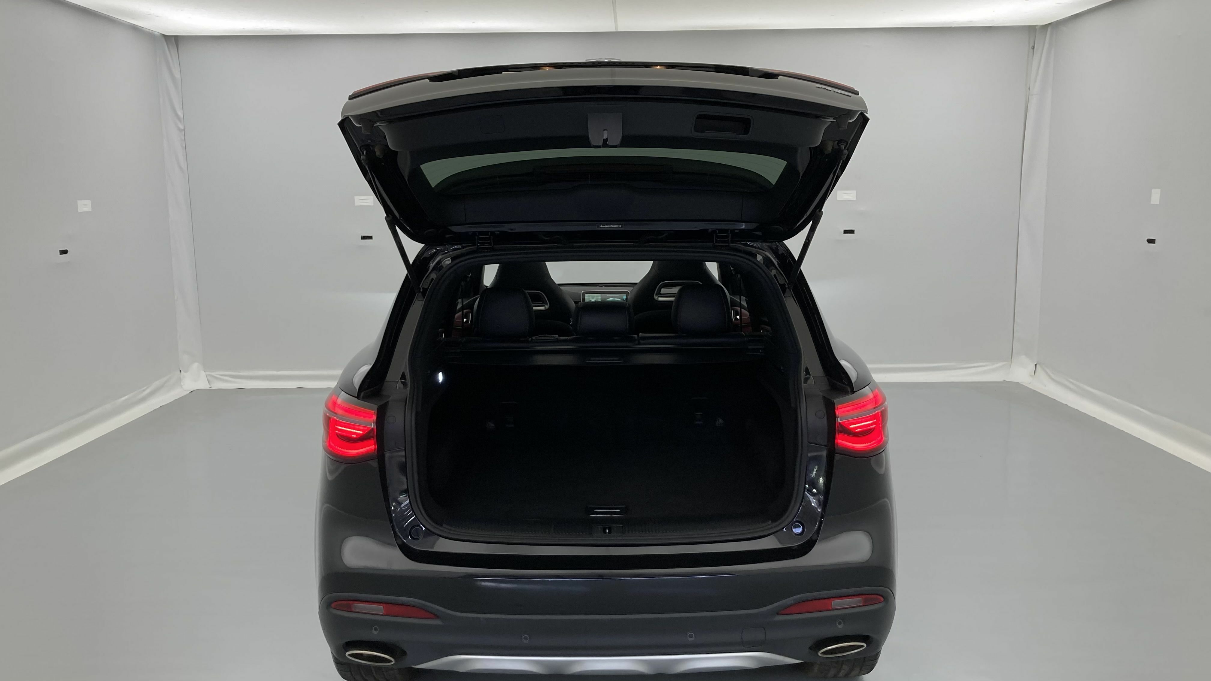 mg hs luxury 1.5 T-GDI 162 2023 black 24