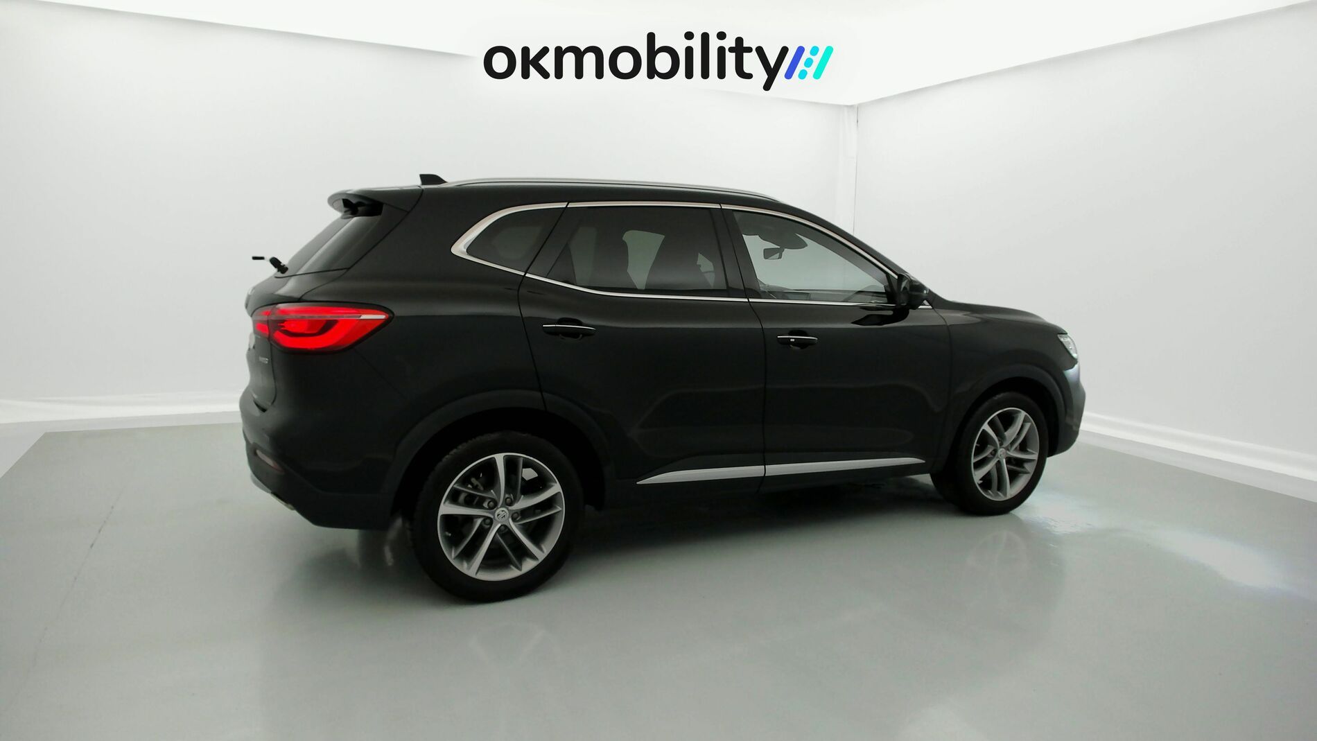 mg hs luxury 1.5 T-GDI 162 2023 black 12