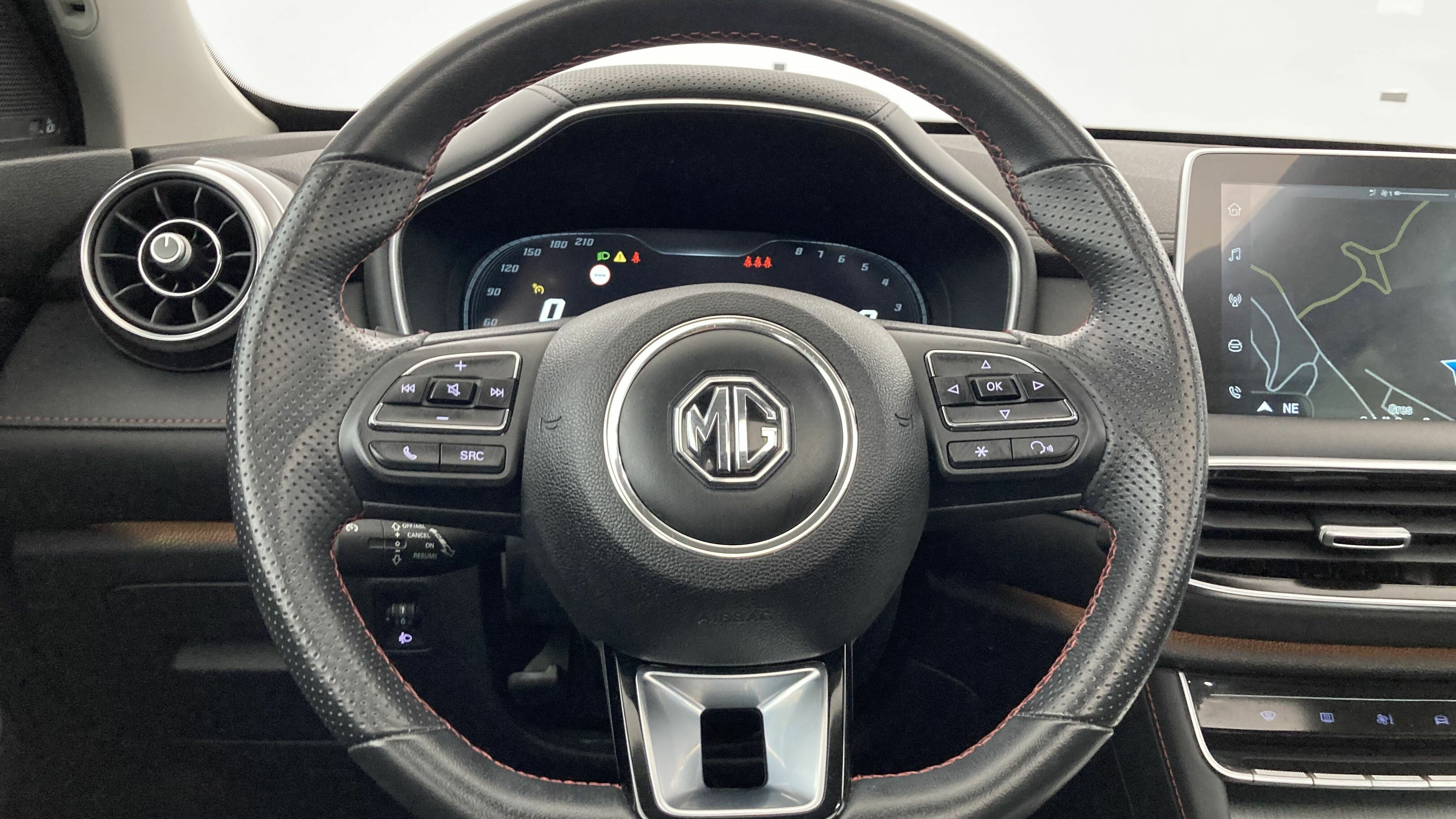 mg hs luxury 1.5 T-GDI 162 2023 medal silver 17