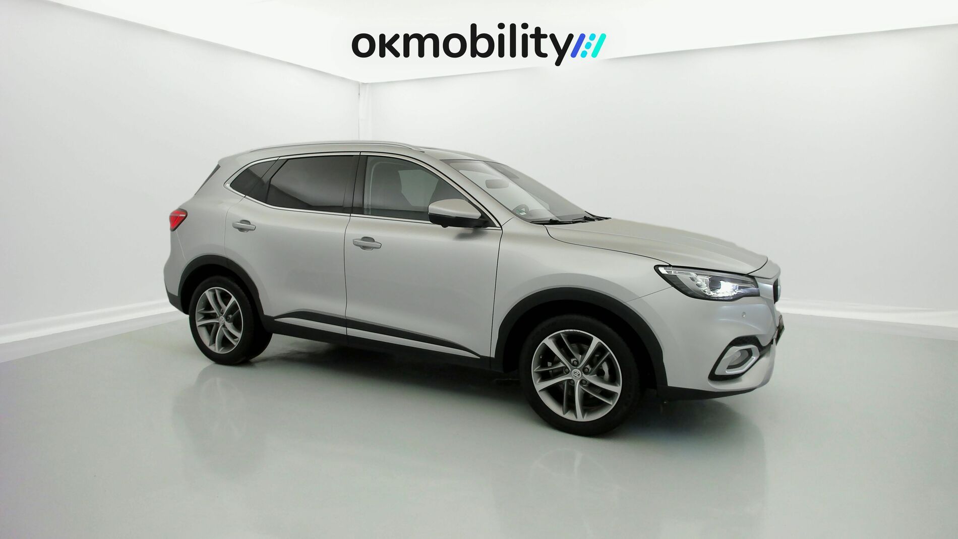 mg hs luxury 1.5 T-GDI 162 2023 medal silver 2