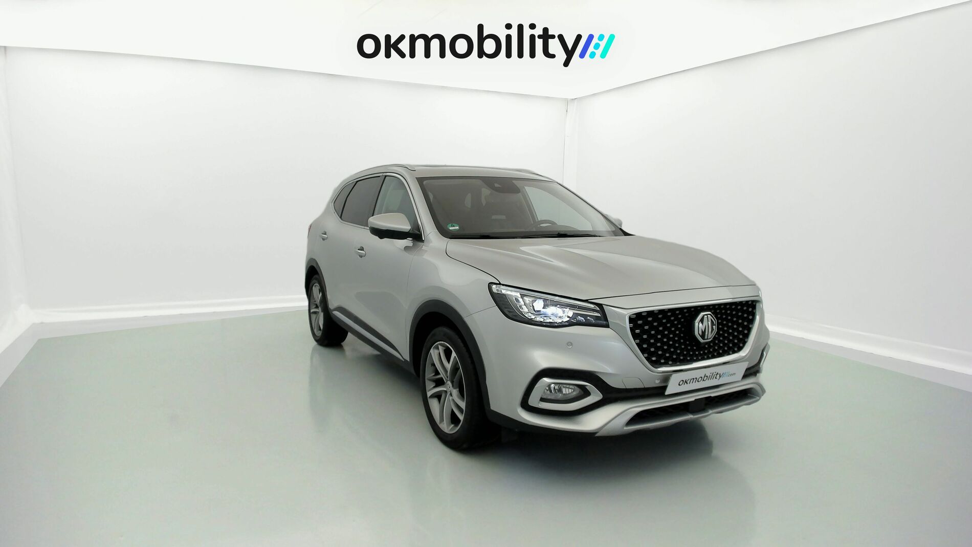 mg hs luxury 1.5 T-GDI 162 2023 medal silver 3