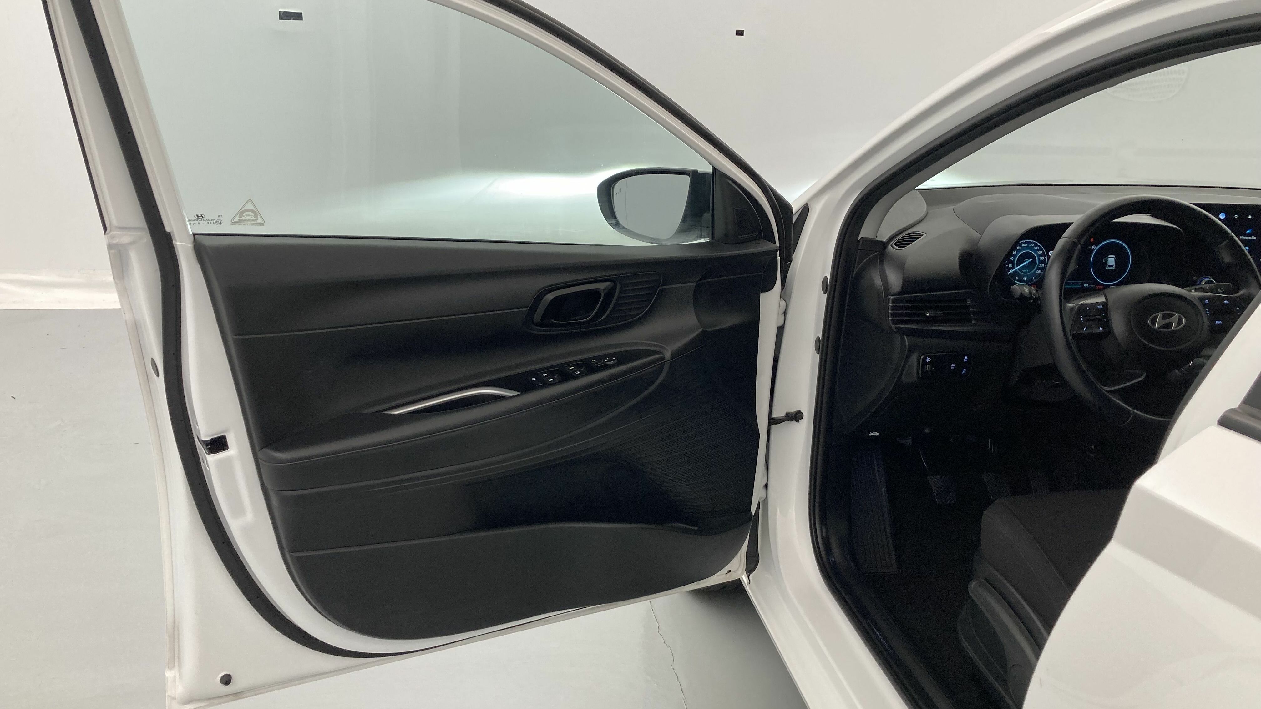 hyundai i20 klass 1.0 TGDI 100 2024 atlas white 12