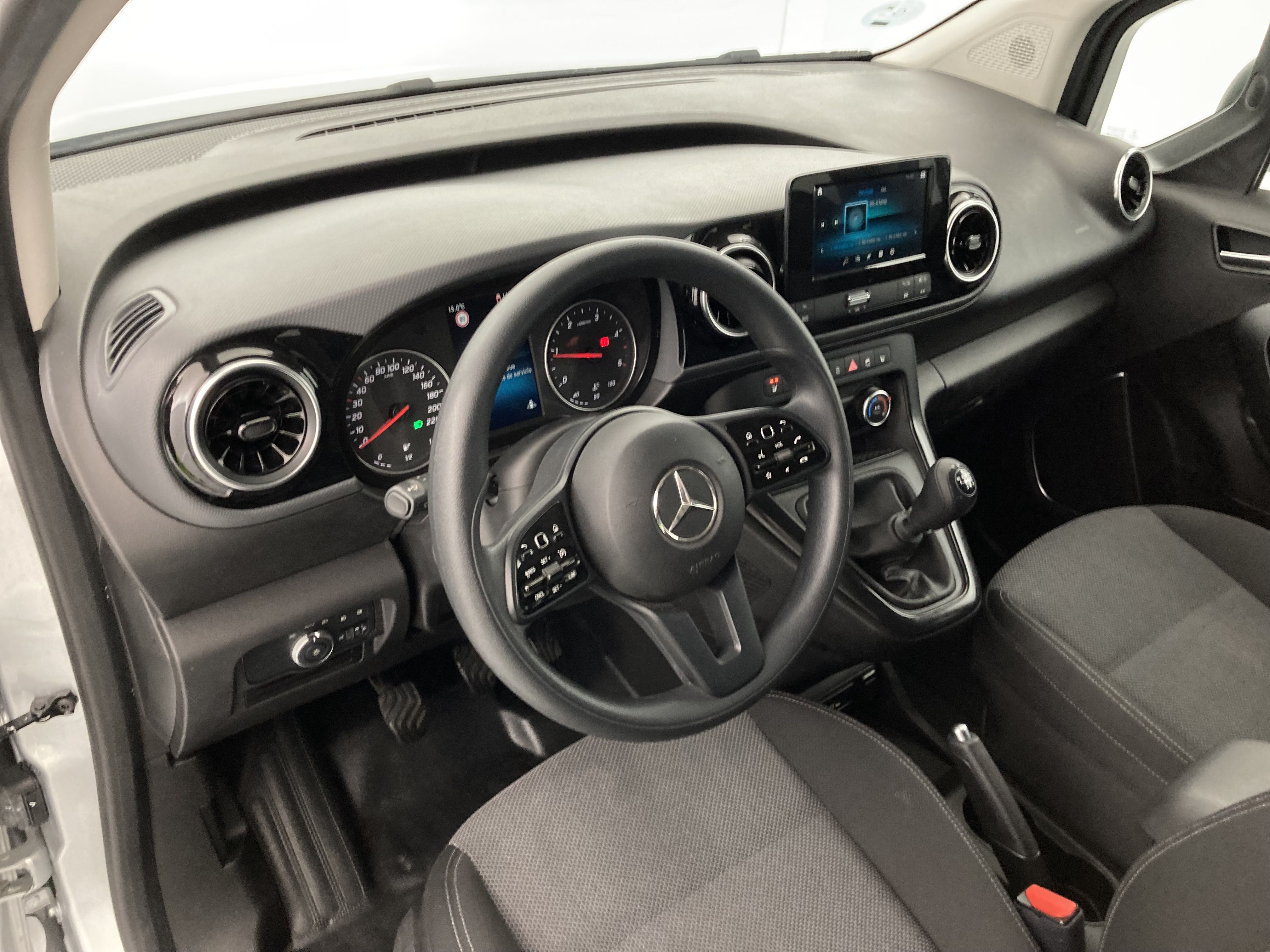 mercedes benz citan n1 tourer pro 110 CDI 95 2022 plata helvin 20