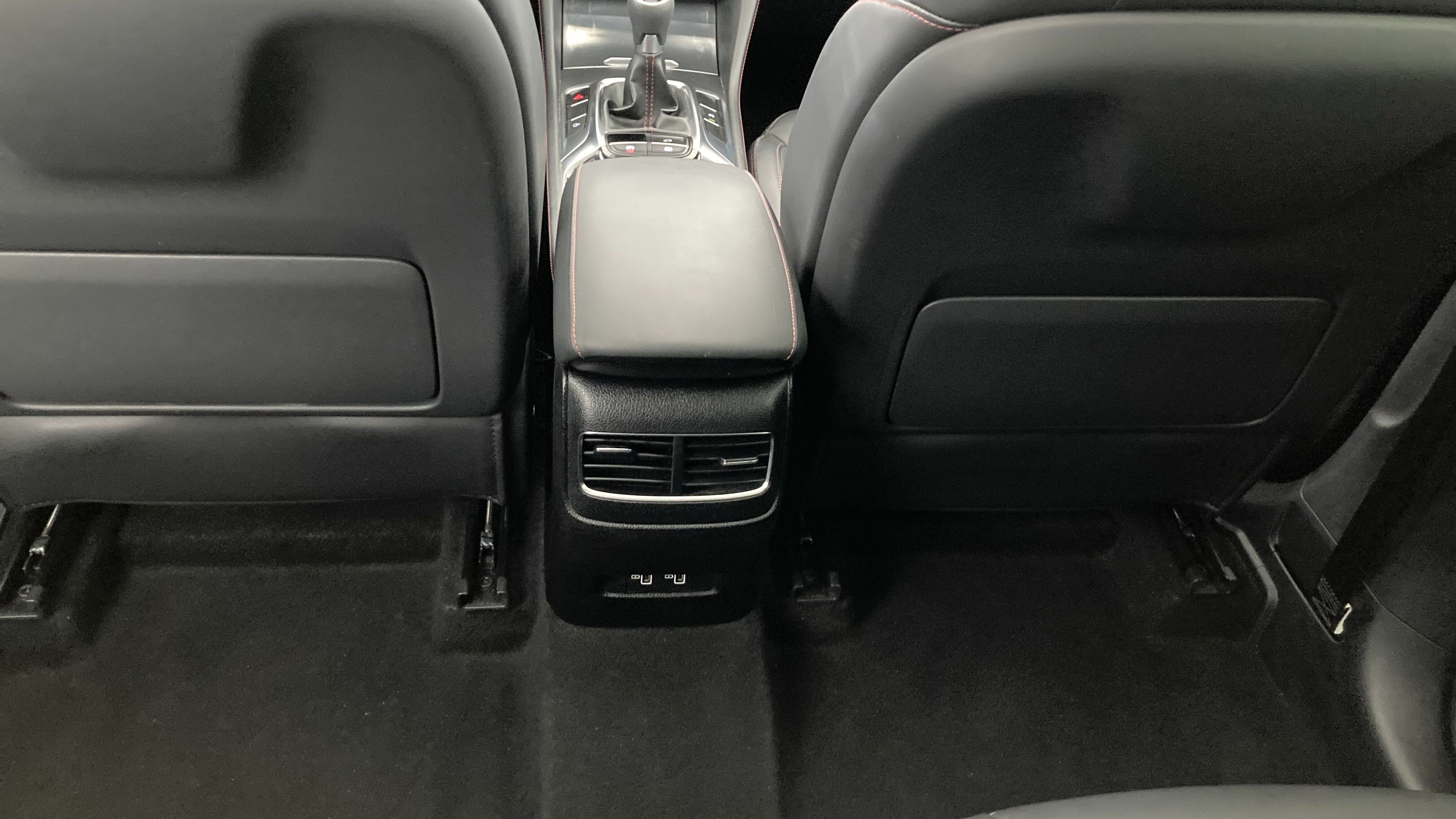 mg hs luxury 1.5 T-GDI 162 2023 dover white 22