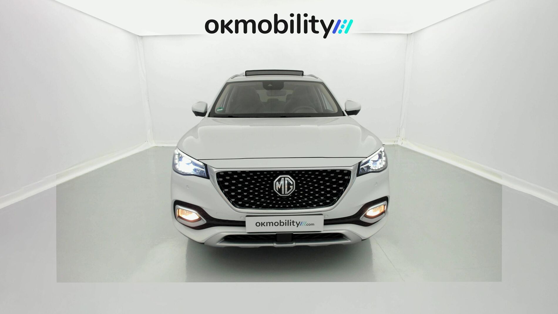mg hs luxury 1.5 T-GDI 162 2023 dover white 4