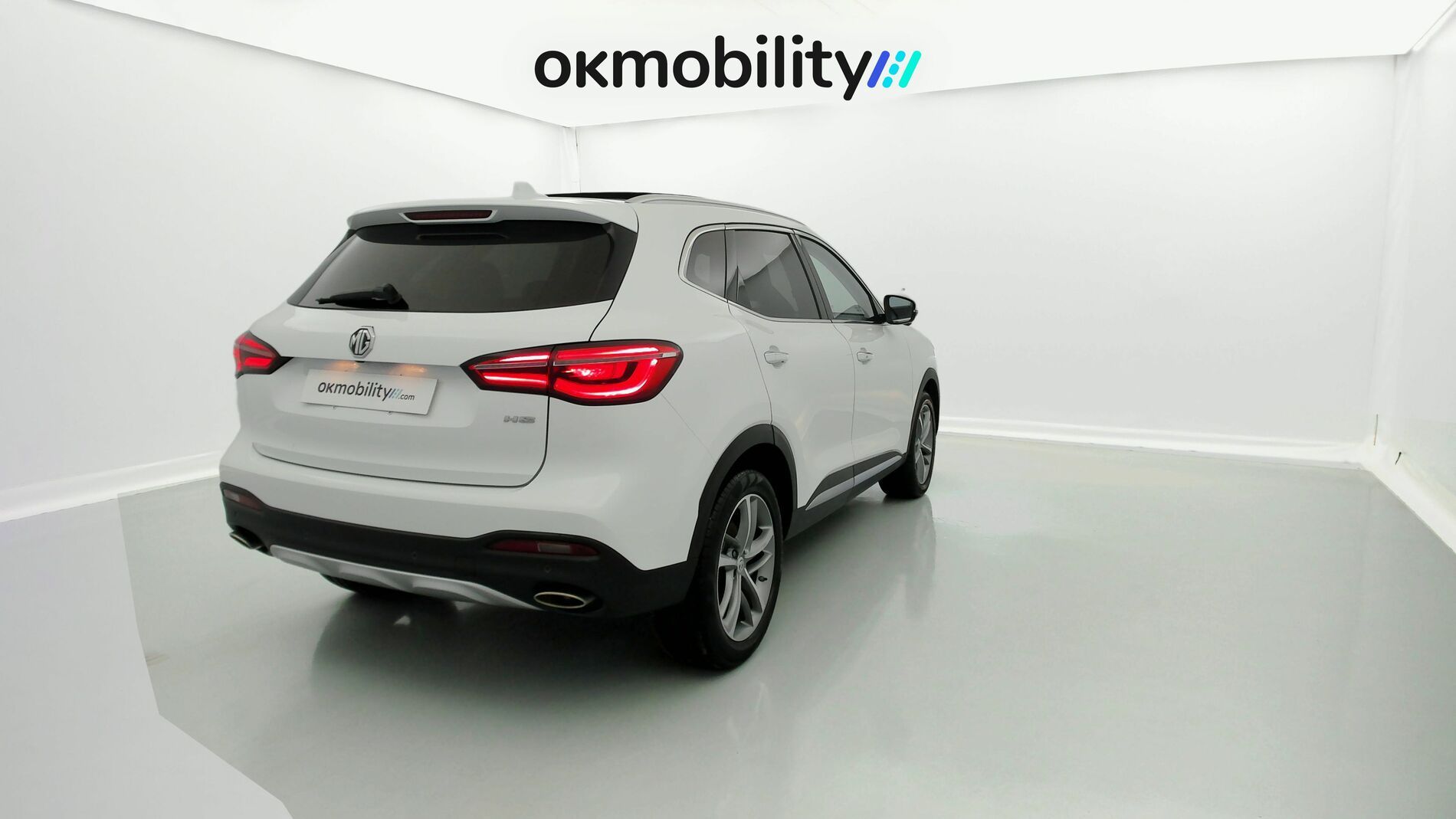mg hs luxury 1.5 T-GDI 162 2023 dover white 11