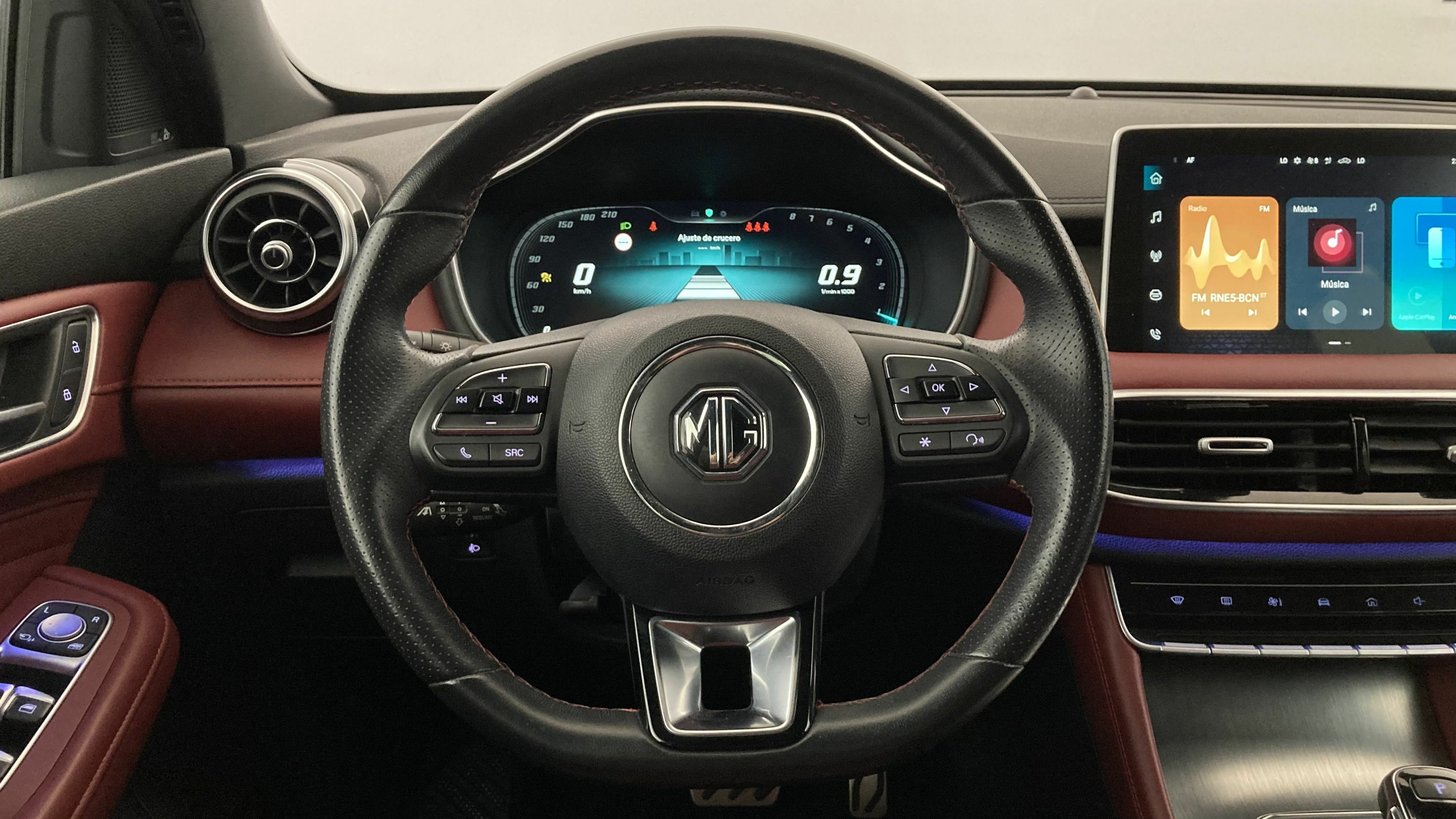 mg hs luxury 1.5 T-GDI 162 AT 2023 red 17
