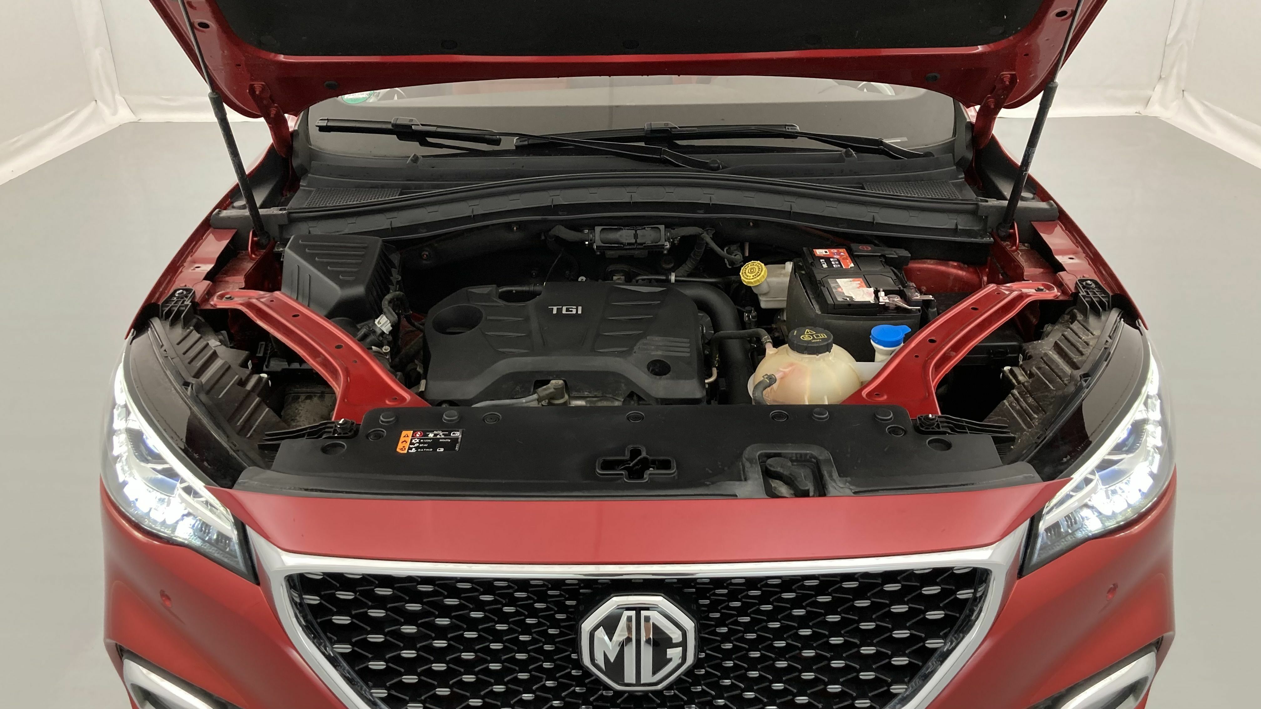 mg hs luxury 1.5 T-GDI 162 AT 2023 red 25