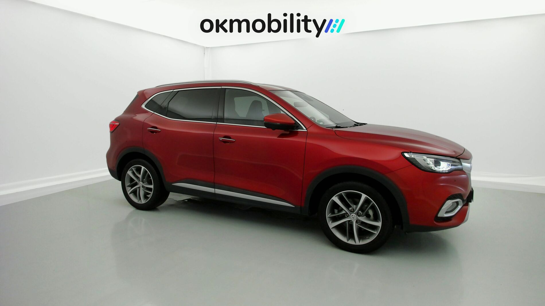 mg hs luxury 1.5 T-GDI 162 AT 2023 red 2