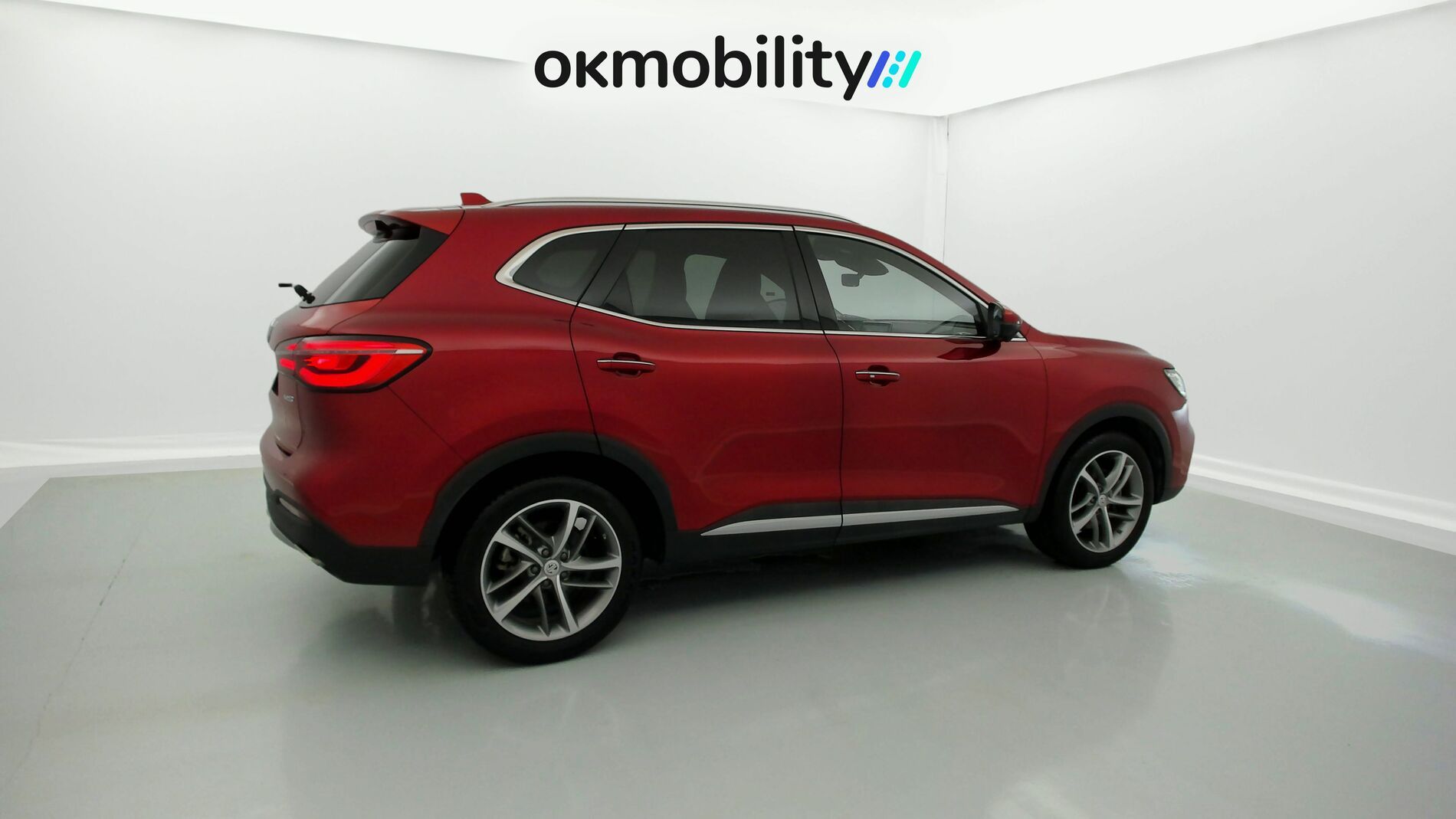 mg hs luxury 1.5 T-GDI 162 AT 2023 red 12