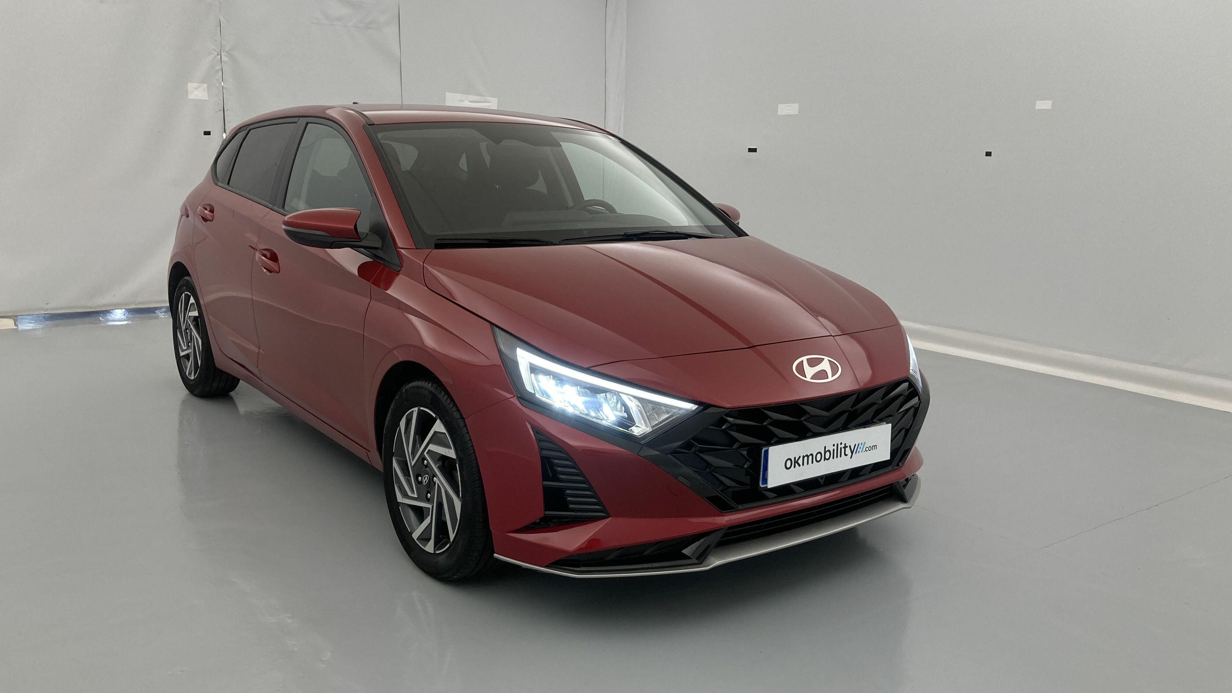 hyundai i20 klass 1.0 TGDI 100 2024 dragon red 22