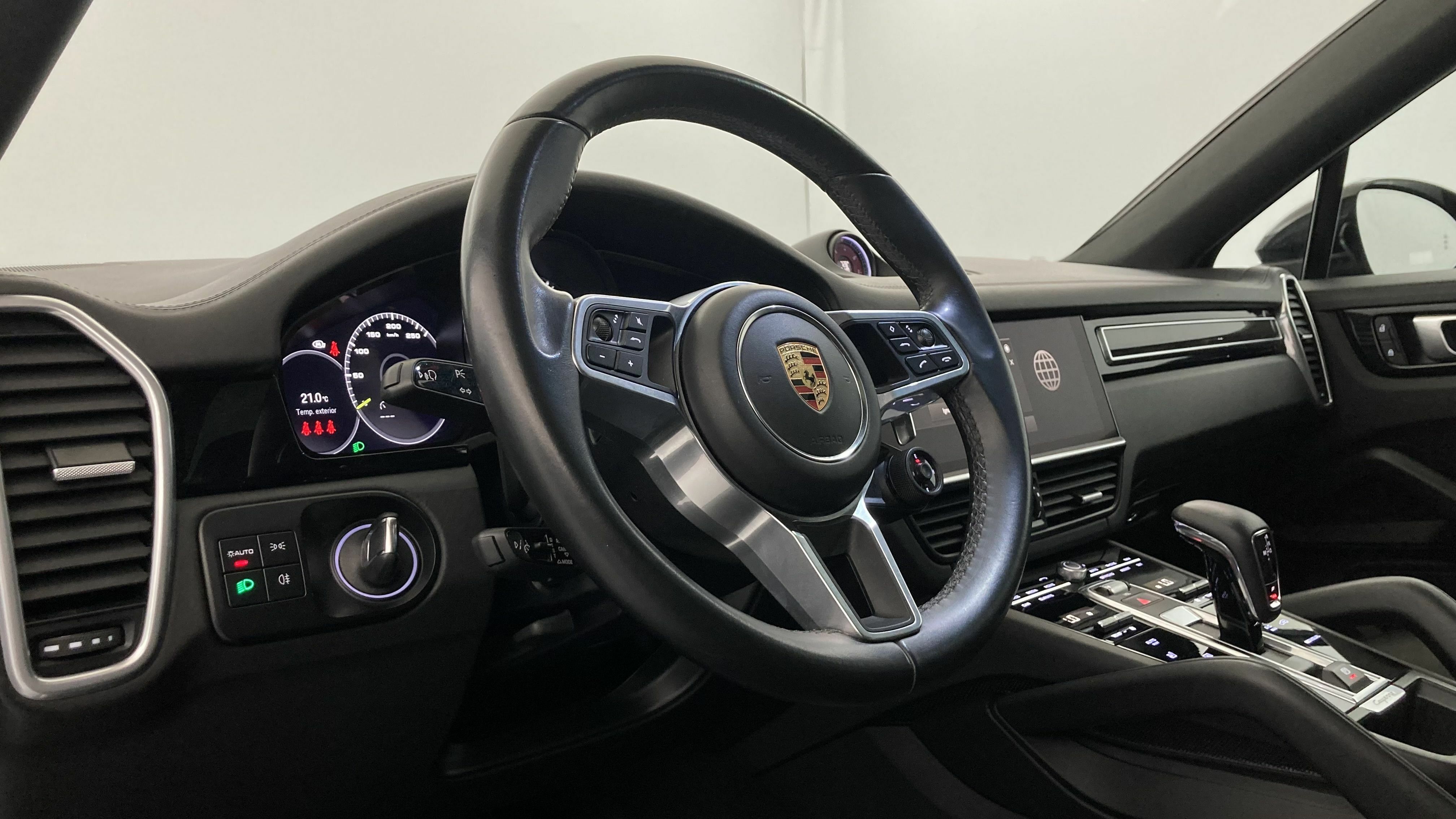 porsche cayenne coupe platinum edition 3.0 E-HYBRID 462 TIPTRONIC 2023 negro cromita metalizado 15