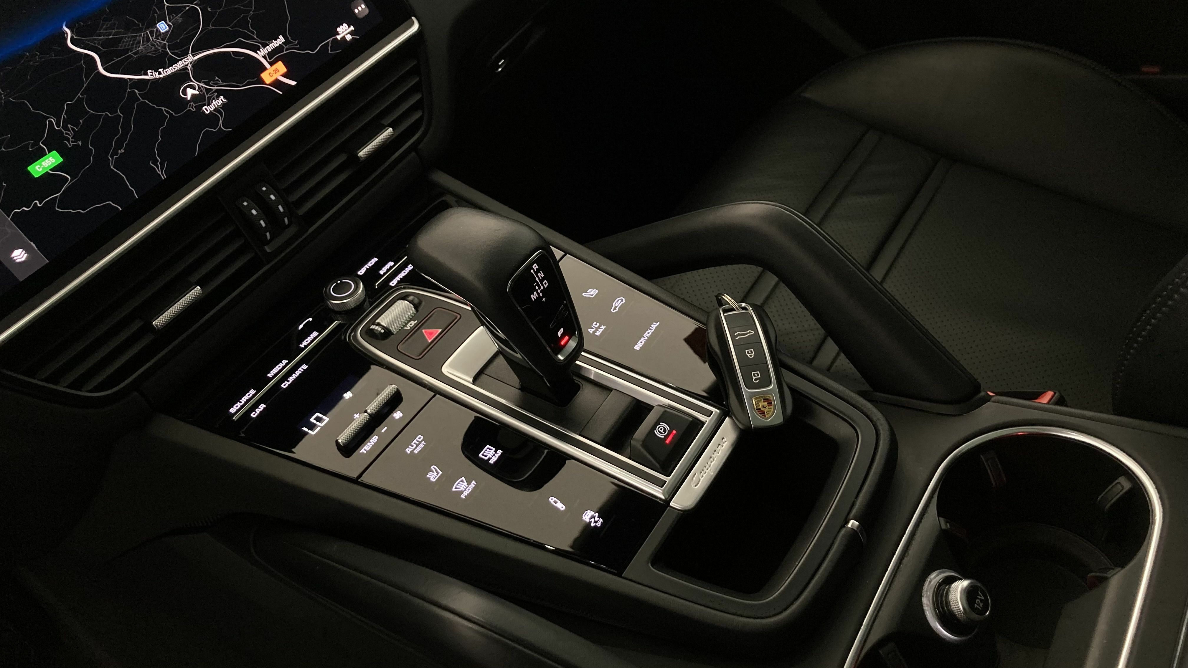 porsche cayenne coupe platinum edition 3.0 E-HYBRID 462 TIPTRONIC 2023 negro cromita metalizado 20