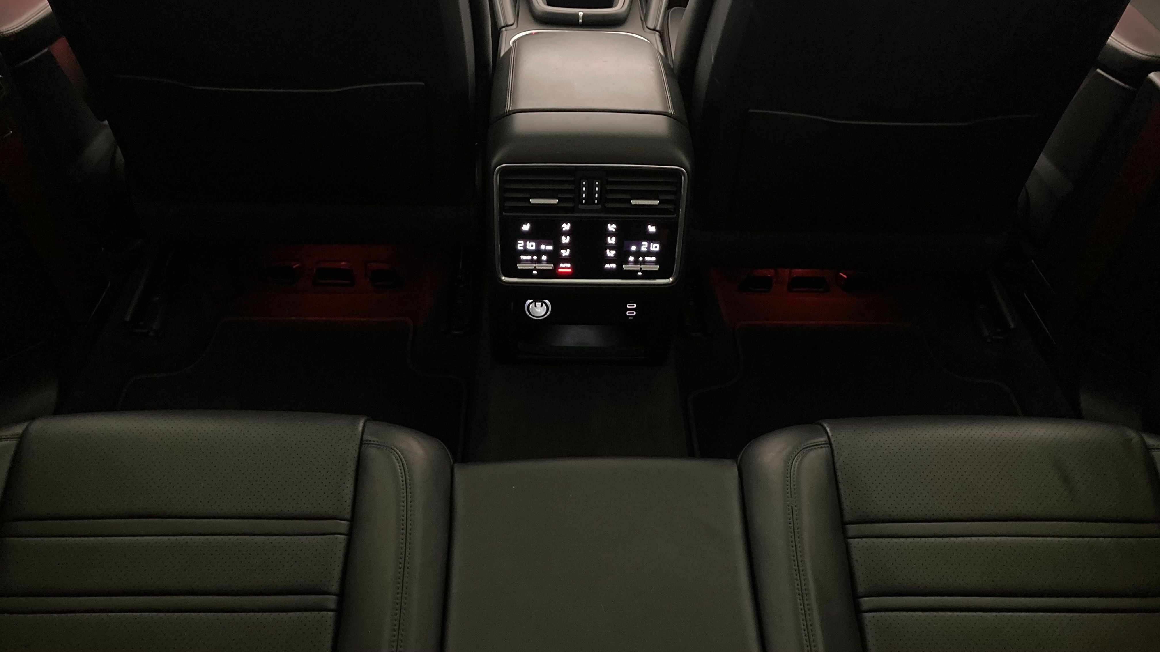 porsche cayenne coupe platinum edition 3.0 E-HYBRID 462 TIPTRONIC 2023 negro cromita metalizado 22