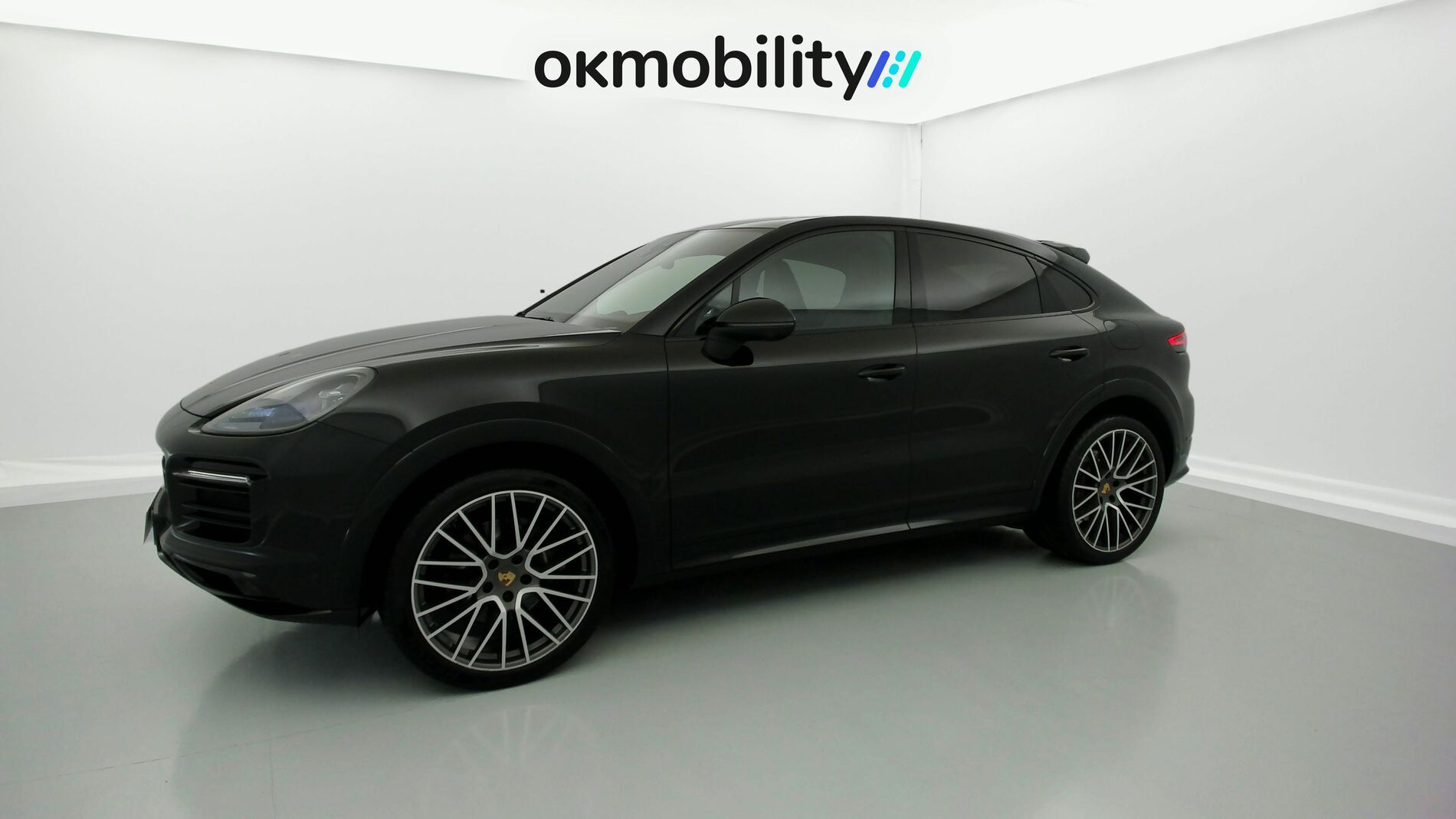 porsche cayenne coupe platinum edition 3.0 E-HYBRID 462 TIPTRONIC 2023 negro cromita metalizado 5