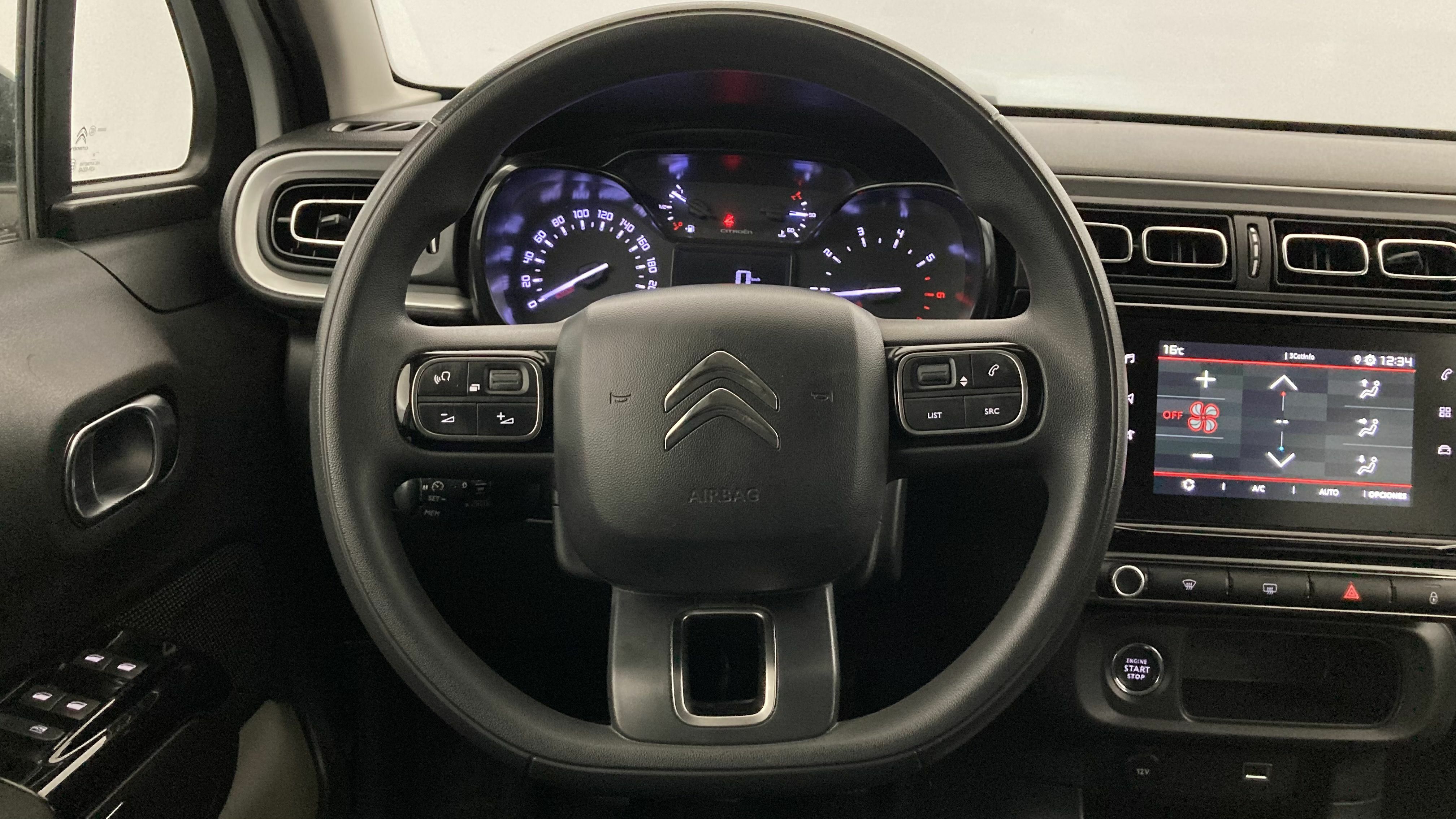 citroen c3 shine 1.2 PURETECH 83 2023 blanco banquise / negro 17