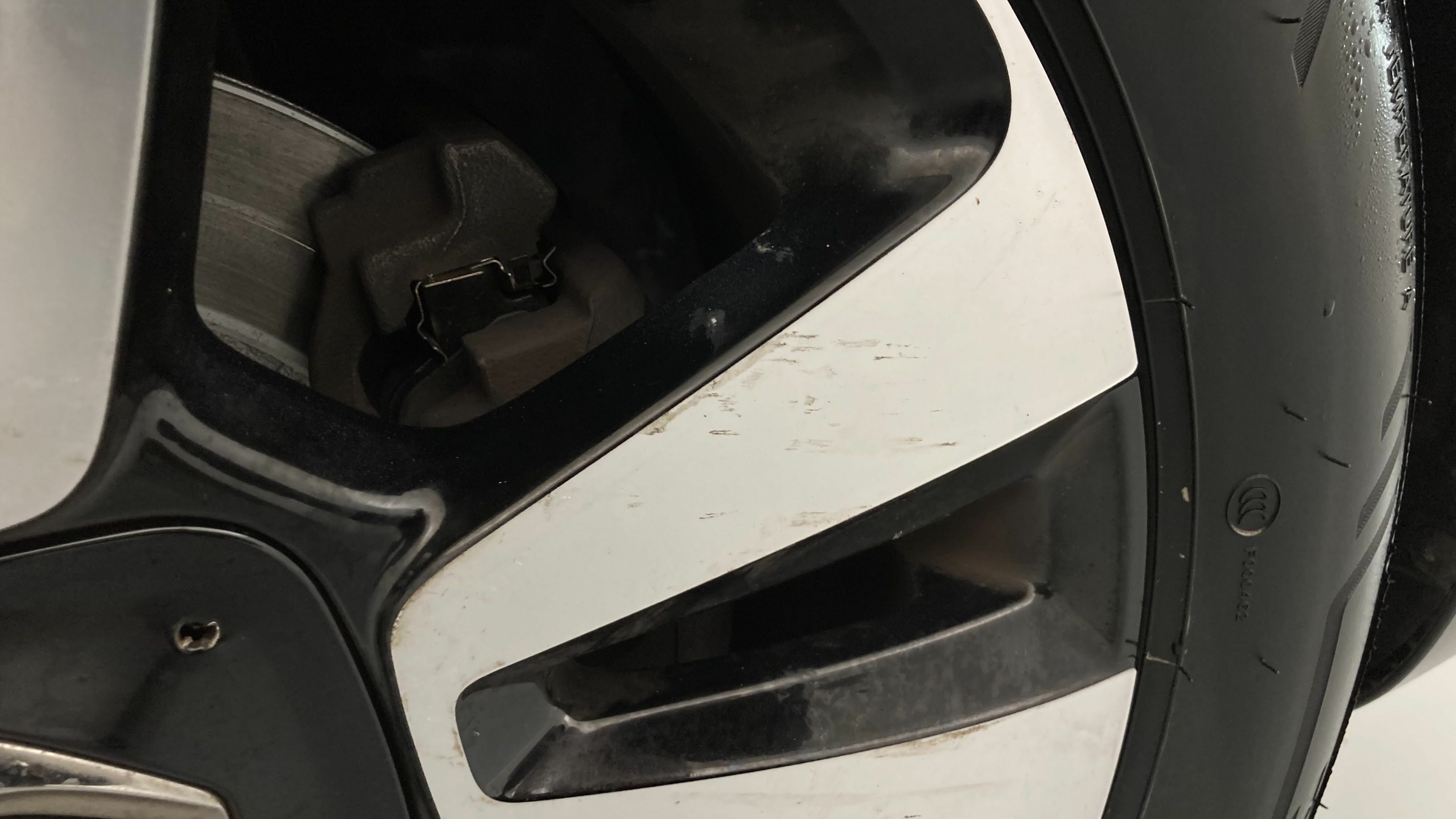 citroen c3 shine 1.2 PURETECH 83 2023 blanco banquise / negro 33
