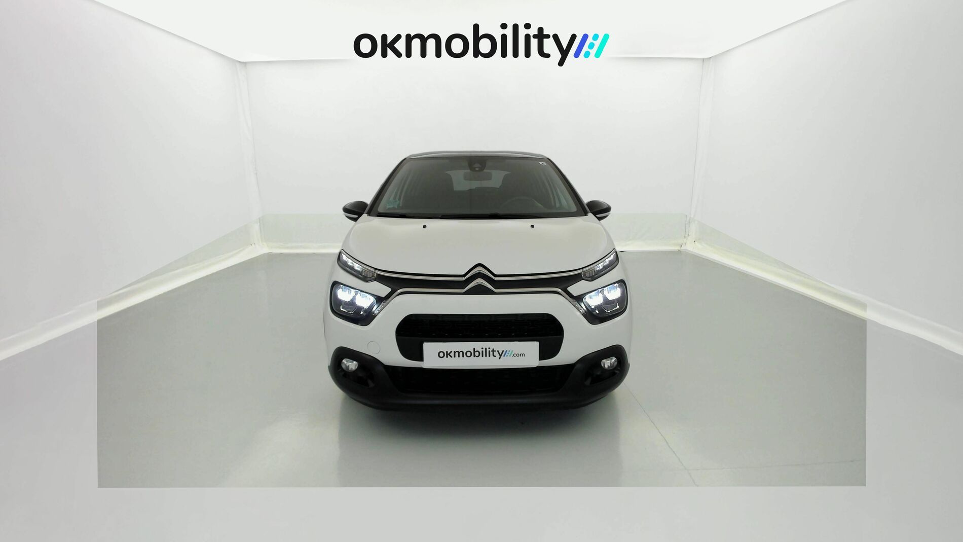 citroen c3 shine 1.2 PURETECH 83 2023 blanco banquise / negro 4