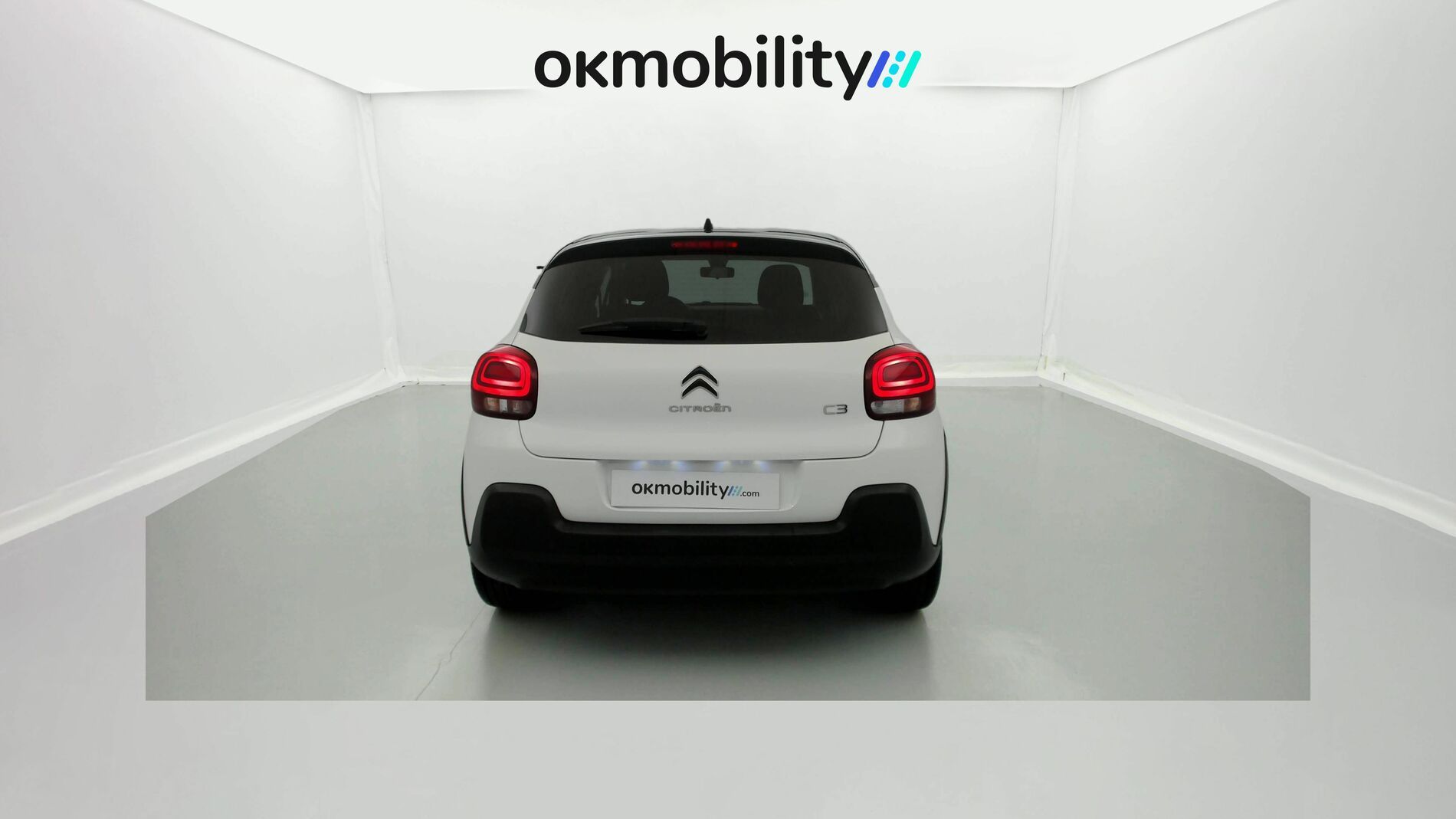 citroen c3 shine 1.2 PURETECH 83 2023 blanco banquise / negro 10