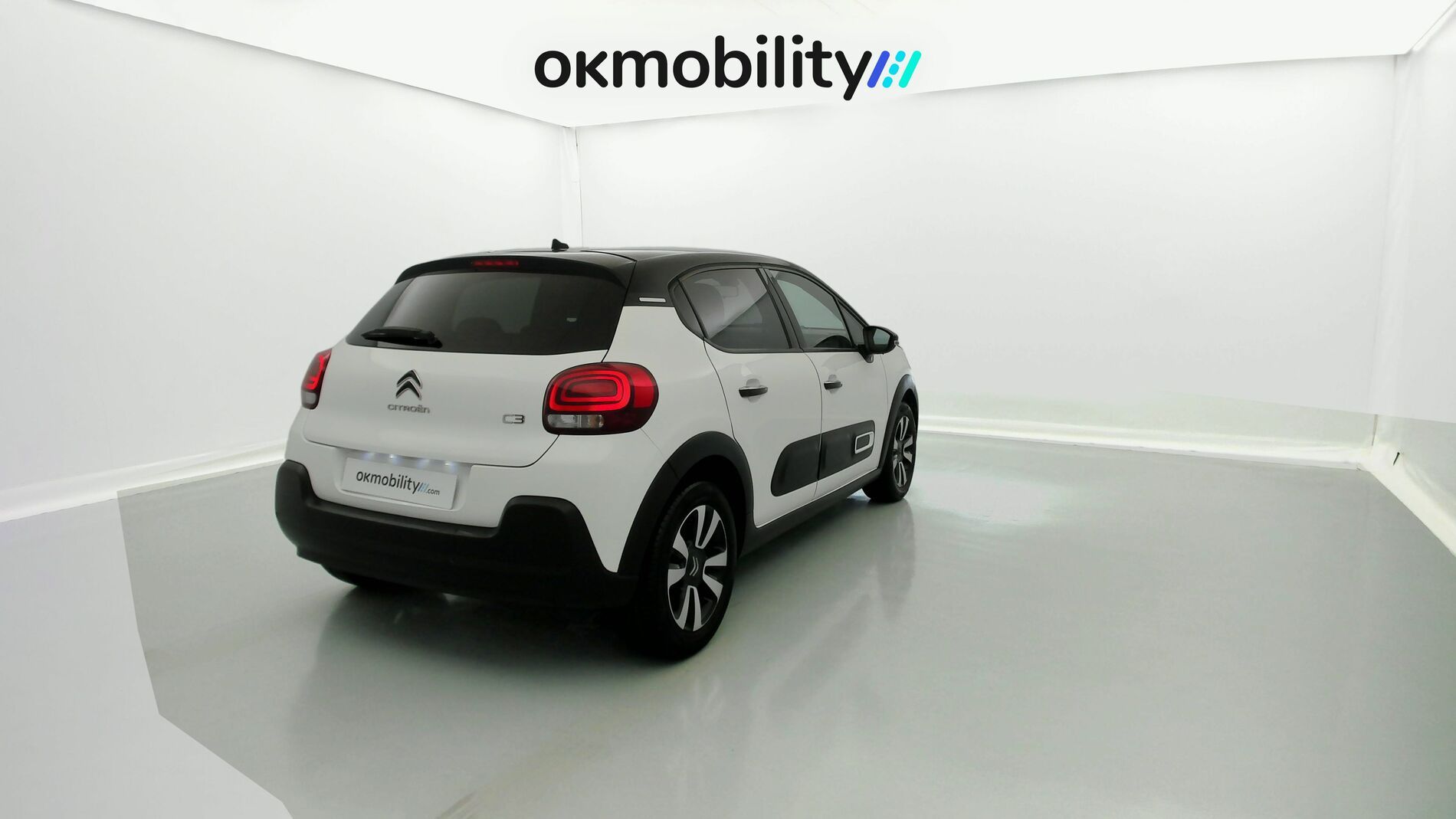 citroen c3 shine 1.2 PURETECH 83 2023 blanco banquise / negro 11