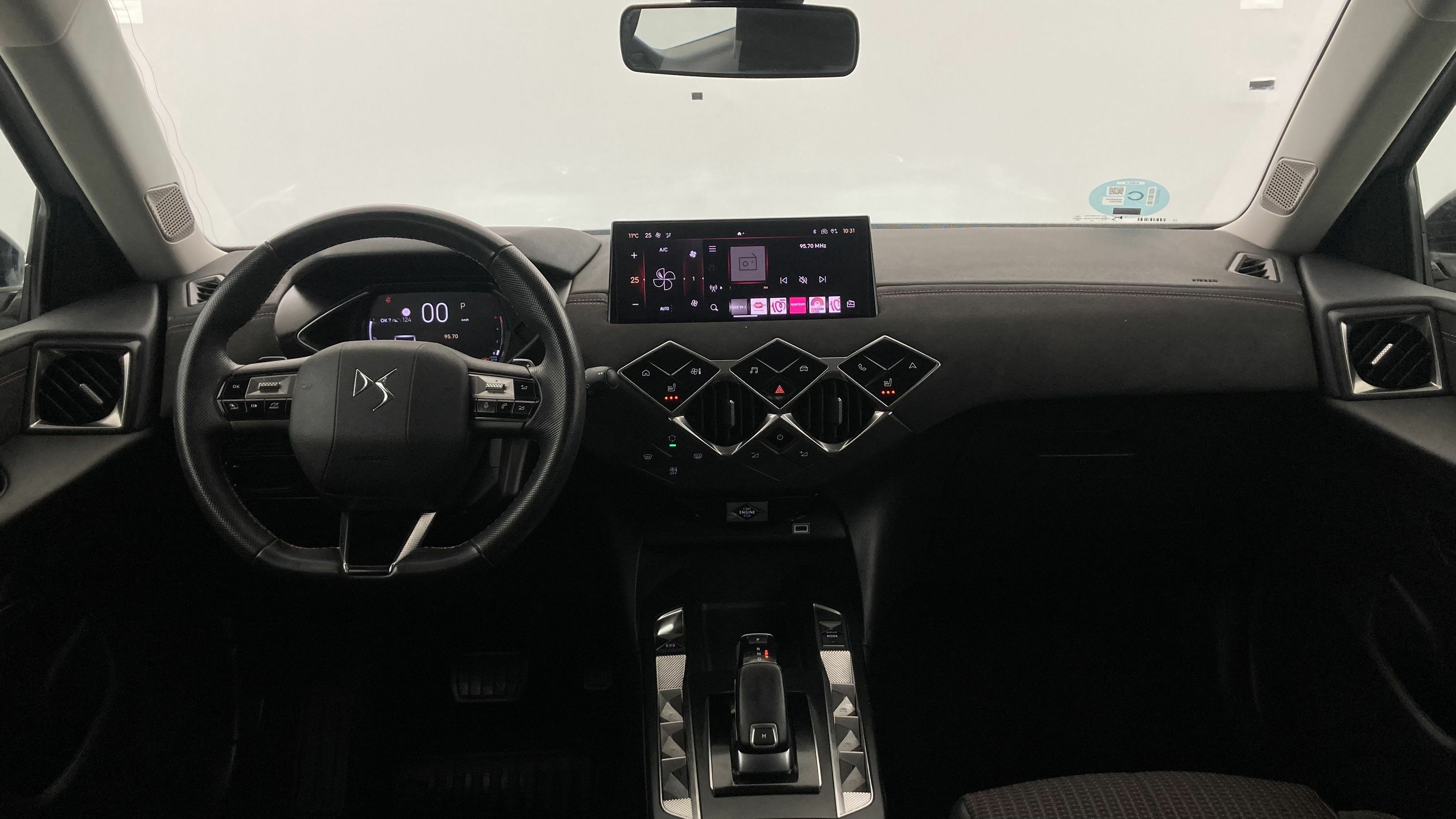 ds ds3 crossback performance line 1.5 BLUEHDI 130 EAT 2023 crystal pearl 16