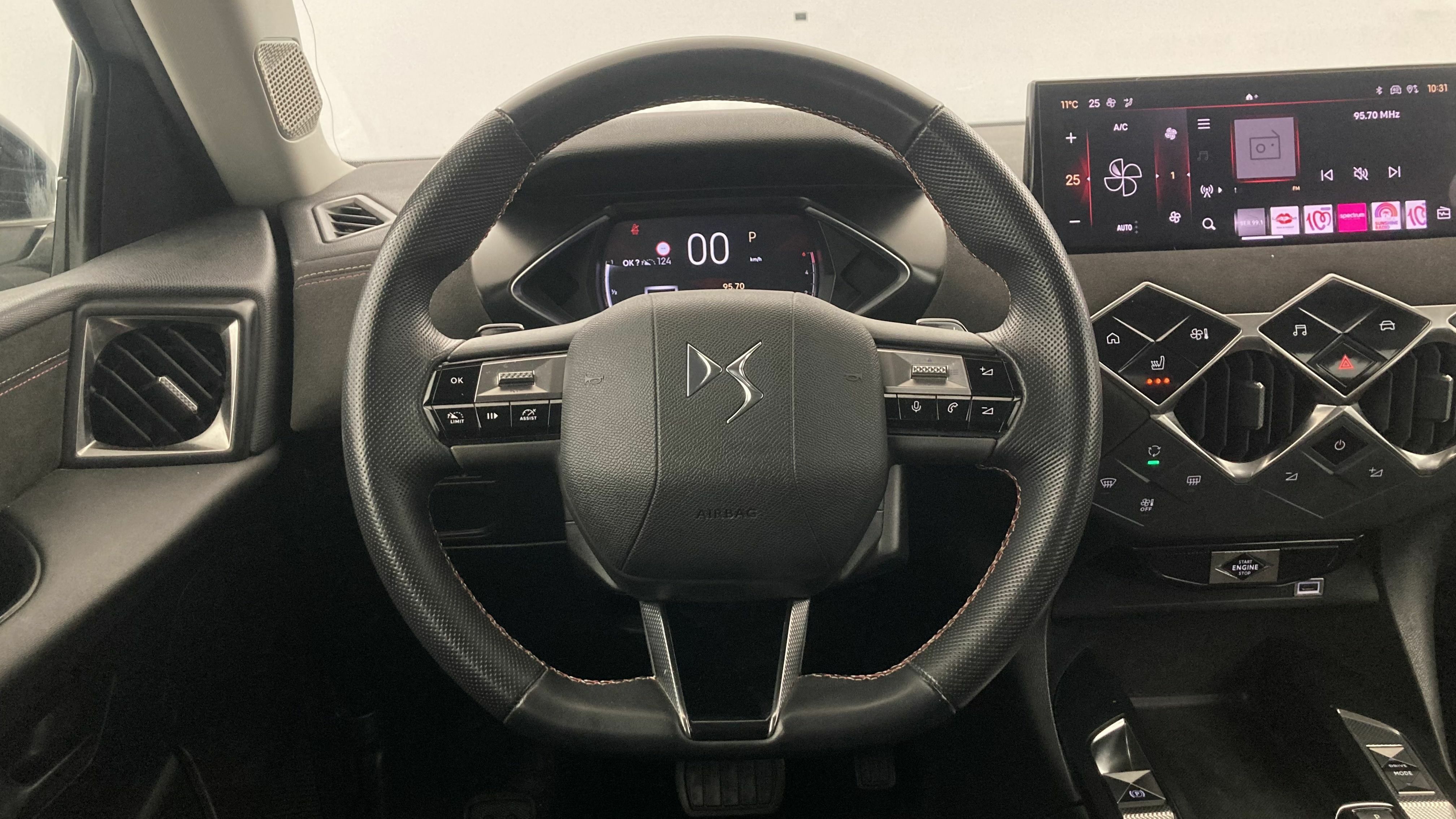 ds ds3 crossback performance line 1.5 BLUEHDI 130 EAT 2023 crystal pearl 17