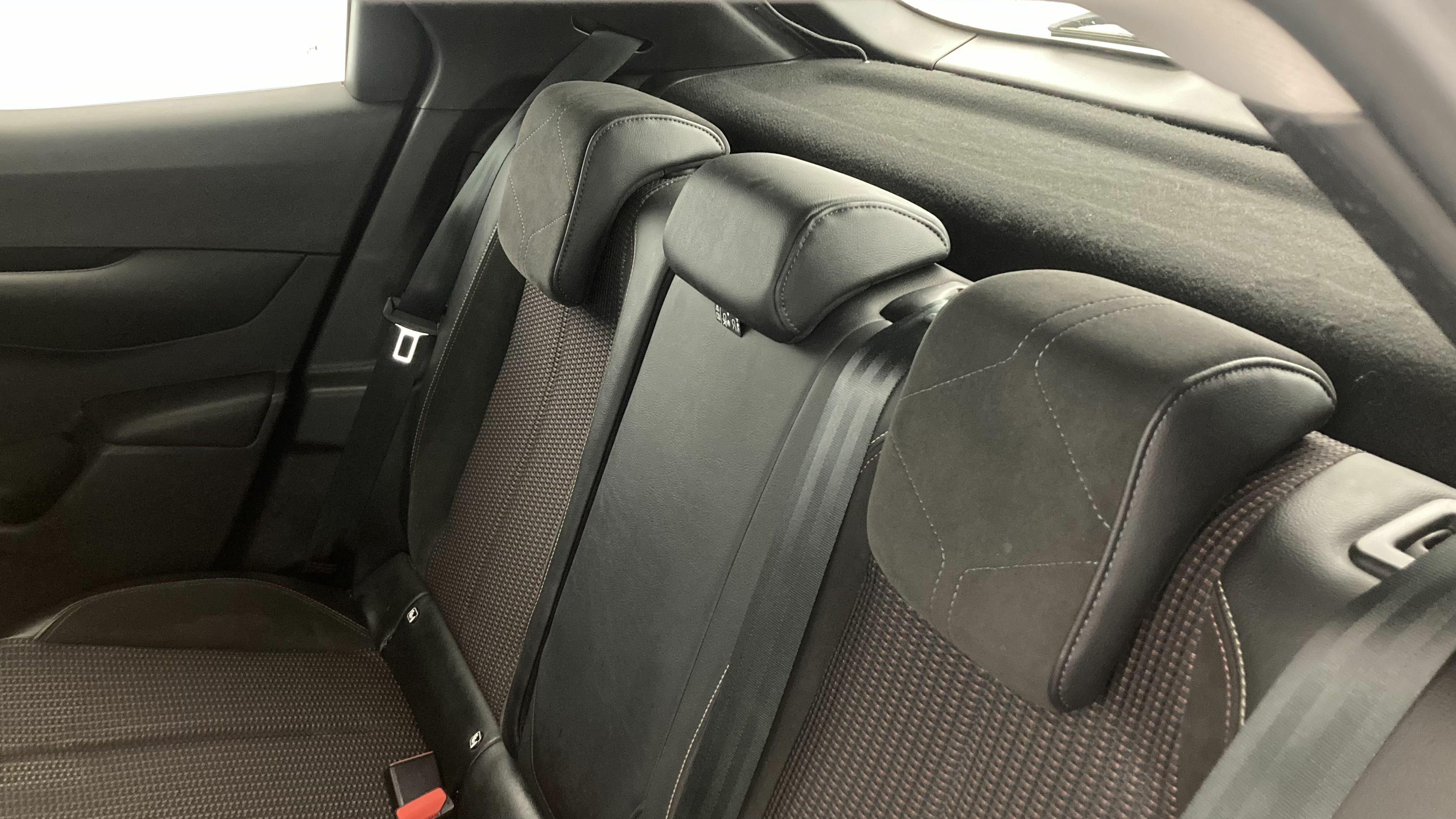 ds ds3 crossback performance line 1.5 BLUEHDI 130 EAT 2023 crystal pearl 21