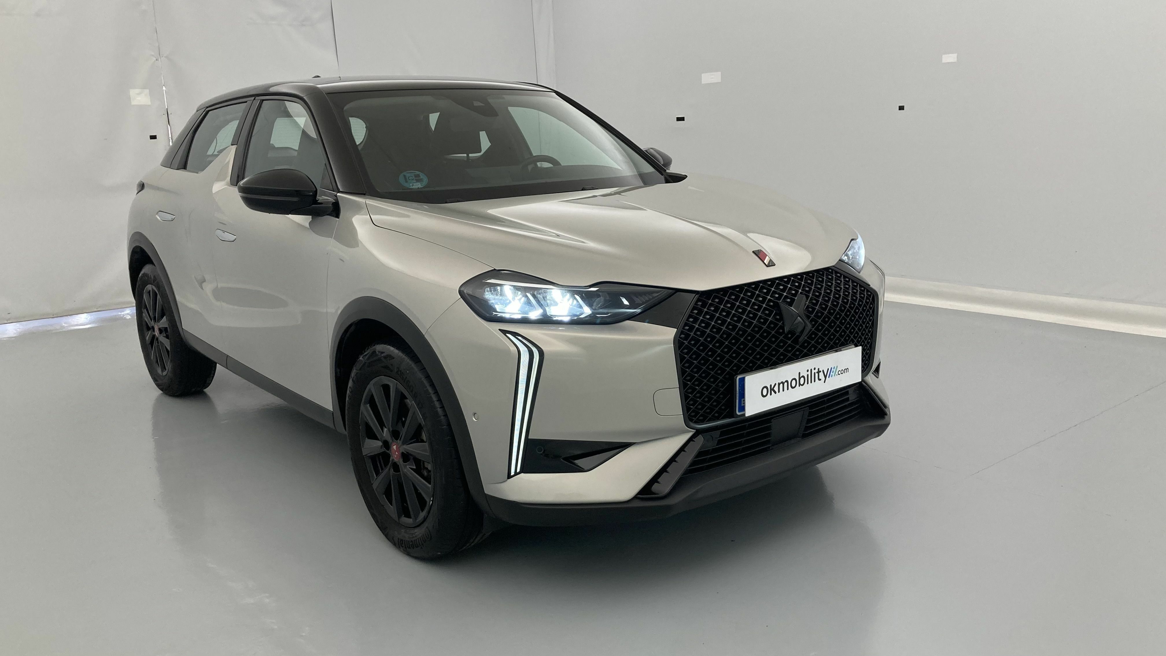 ds ds3 crossback performance line 1.5 BLUEHDI 130 EAT 2023 crystal pearl 23