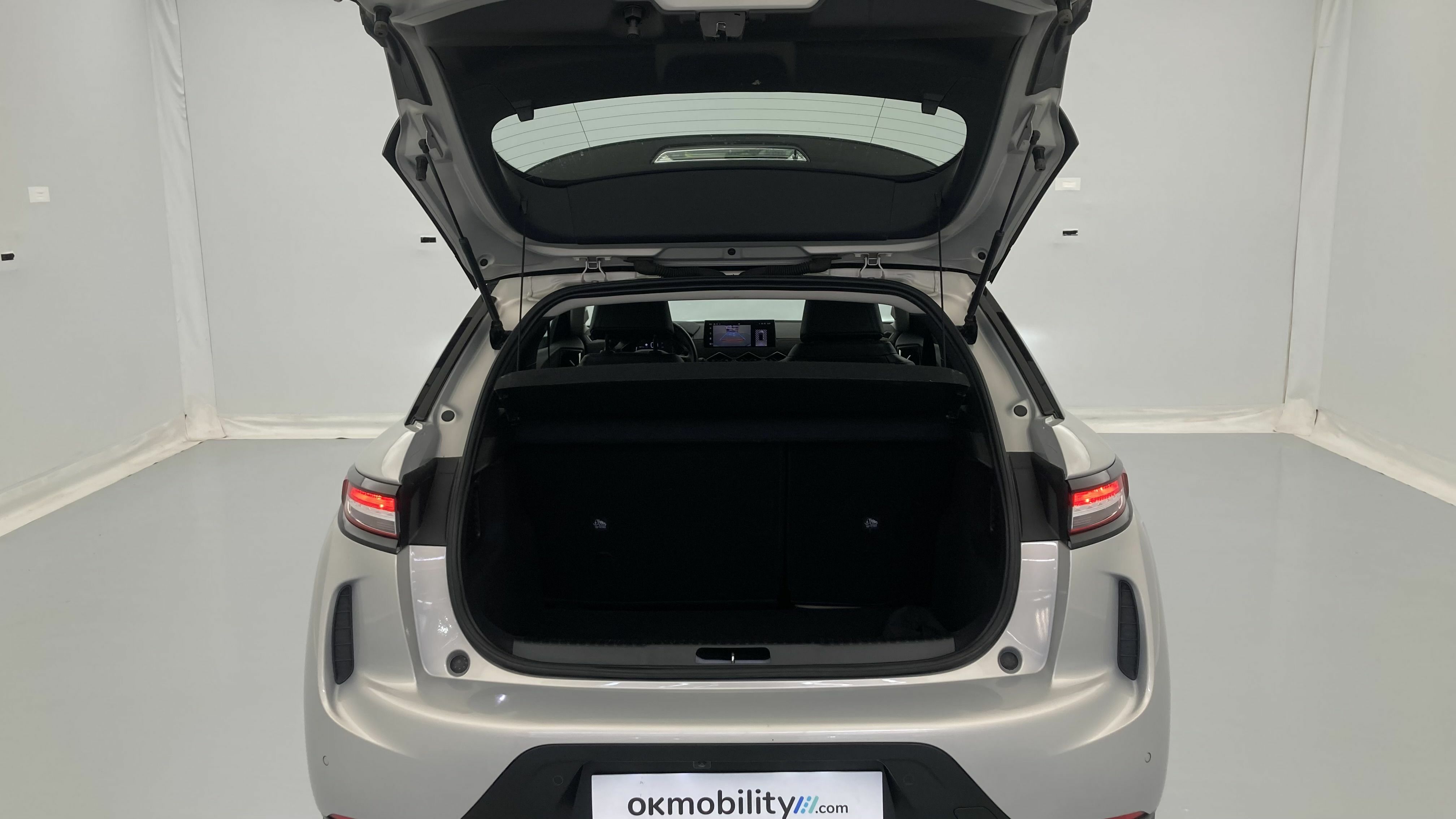 ds ds3 crossback performance line 1.5 BLUEHDI 130 EAT 2023 crystal pearl 24