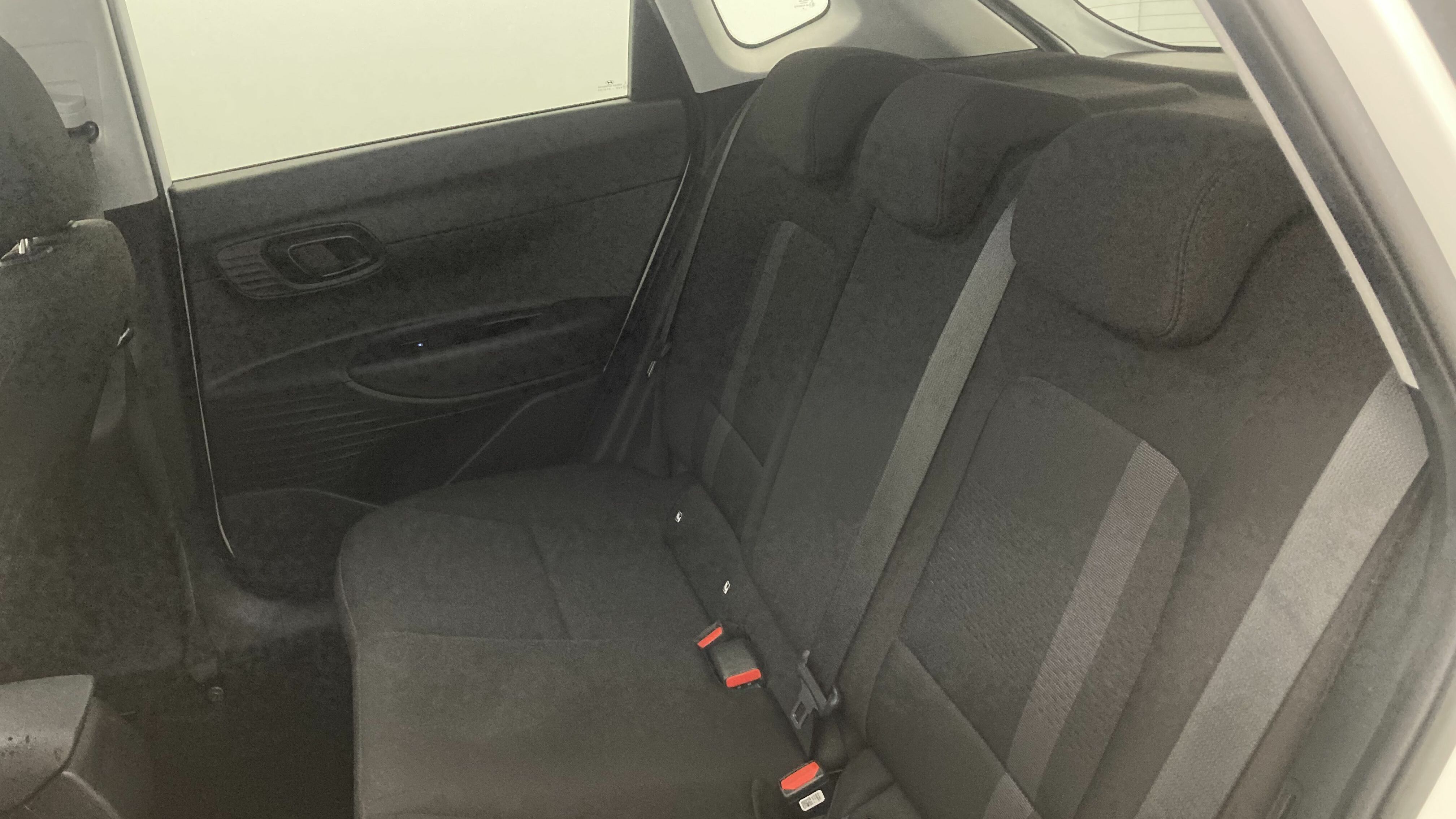 hyundai i20 klass 1.0 TGDI 100 2024 atlas white 20