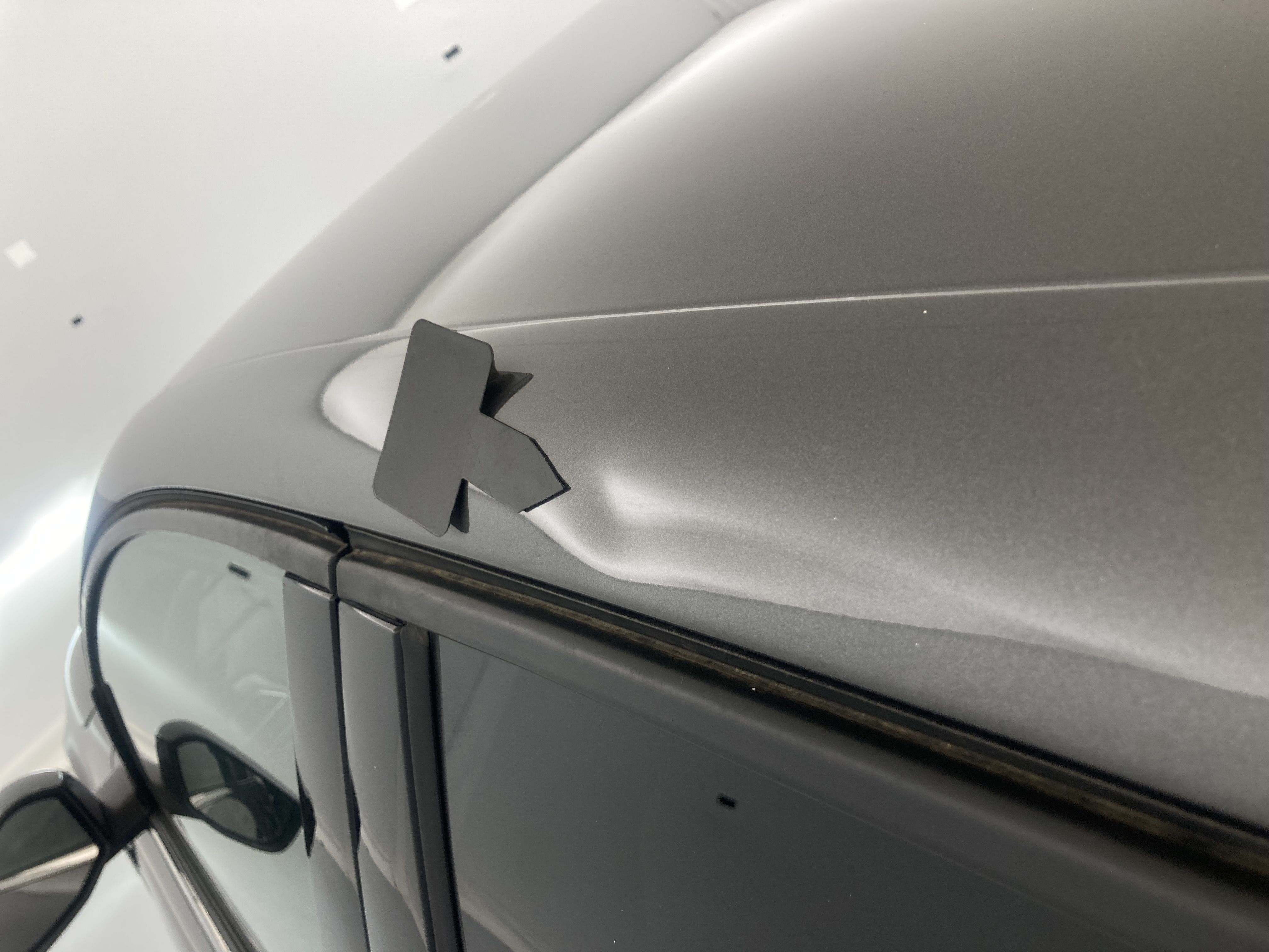 citroen c4 shine 1.2 PURETECH 130 EAT 2023 gris platino 28