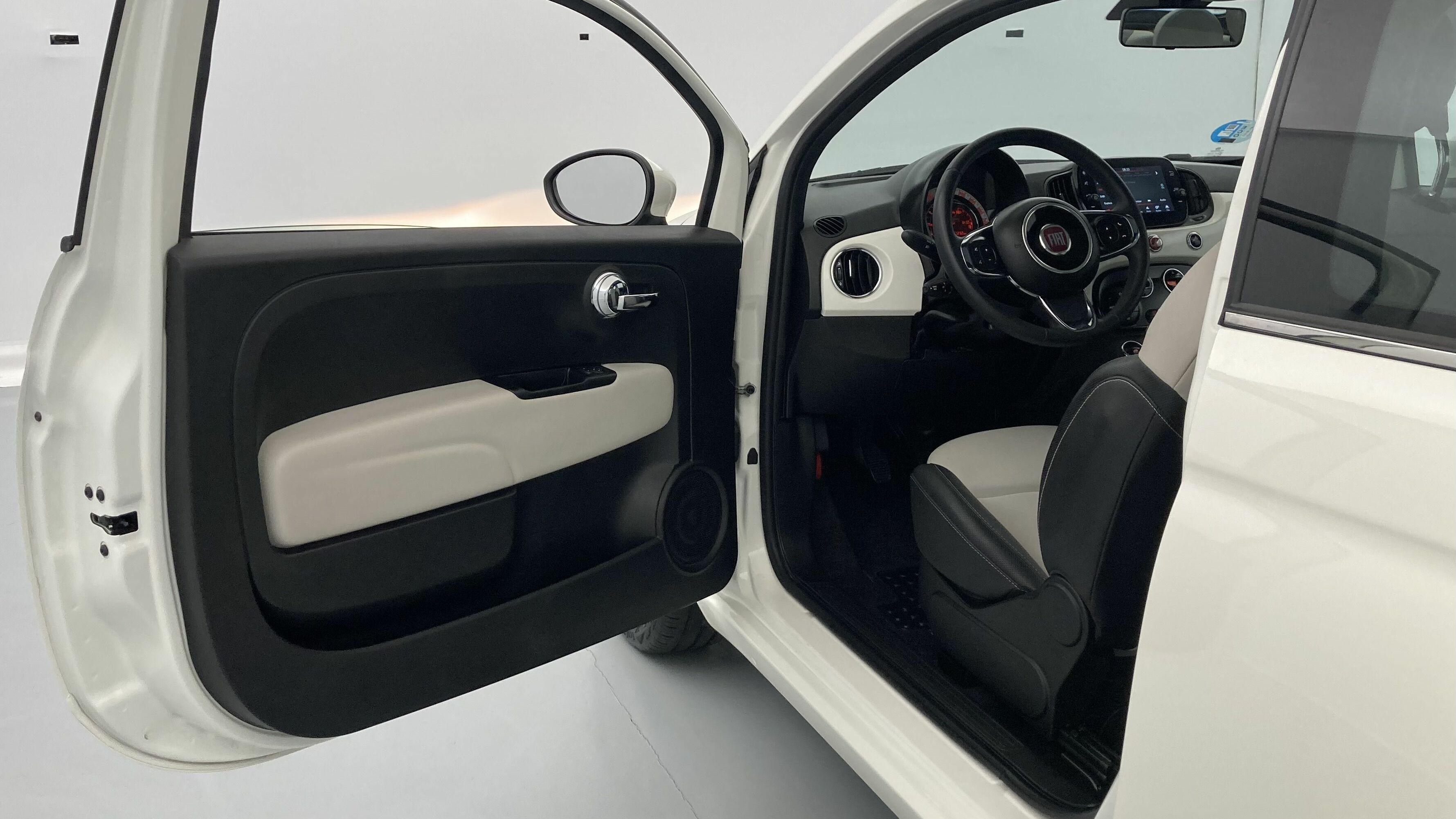 fiat 500 dolcevita 1.0 HYBRID 70 MHEV 2022 blanco gelato 13