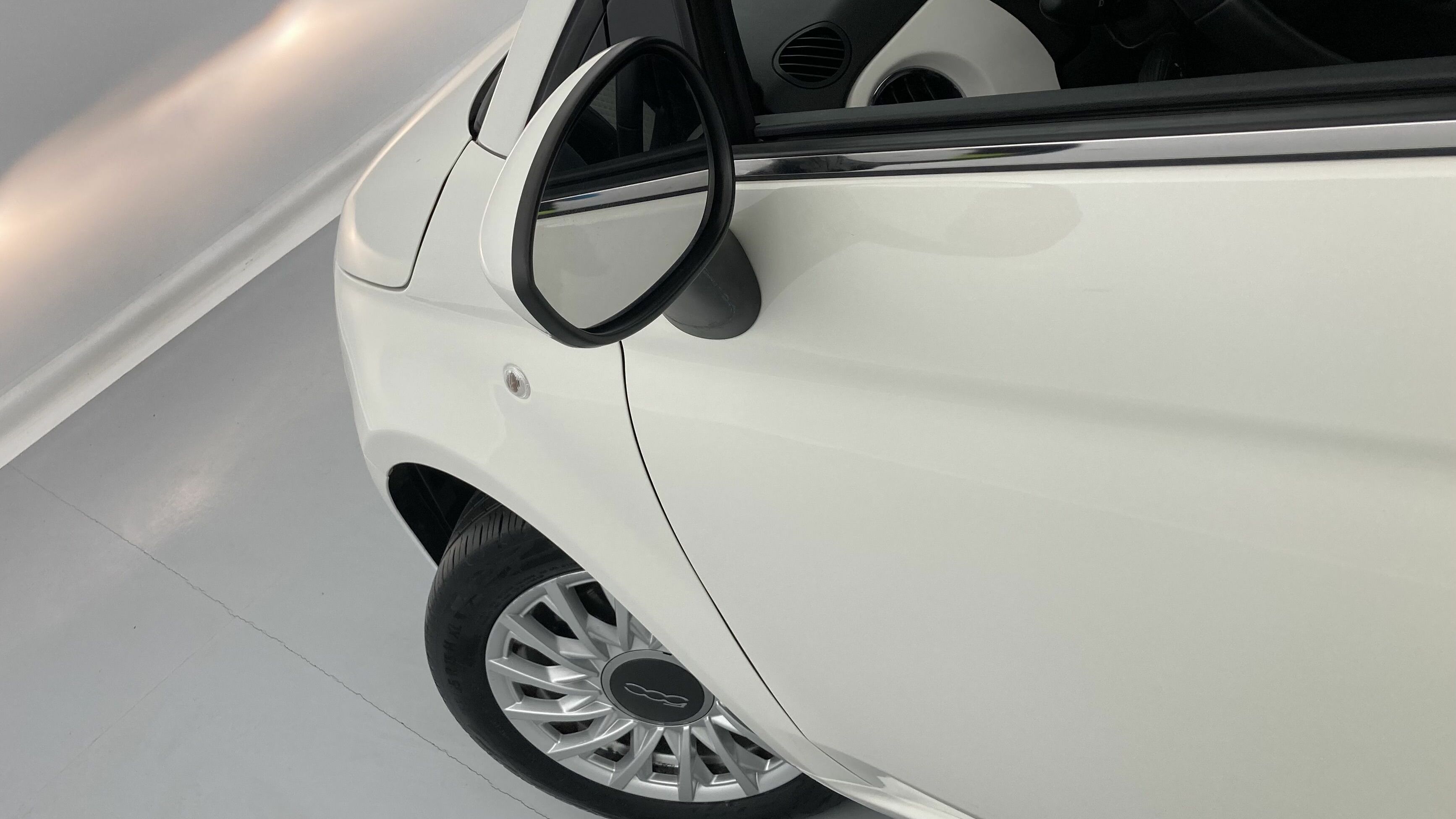 fiat 500 dolcevita 1.0 HYBRID 70 MHEV 2022 blanco gelato 28