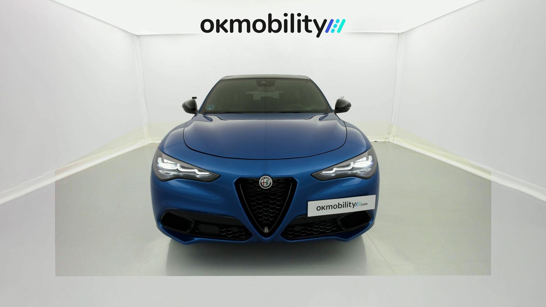 alfa romeo stelvio competizione 2.0 TURBO 280 AWD CA 2023 azul misano 4