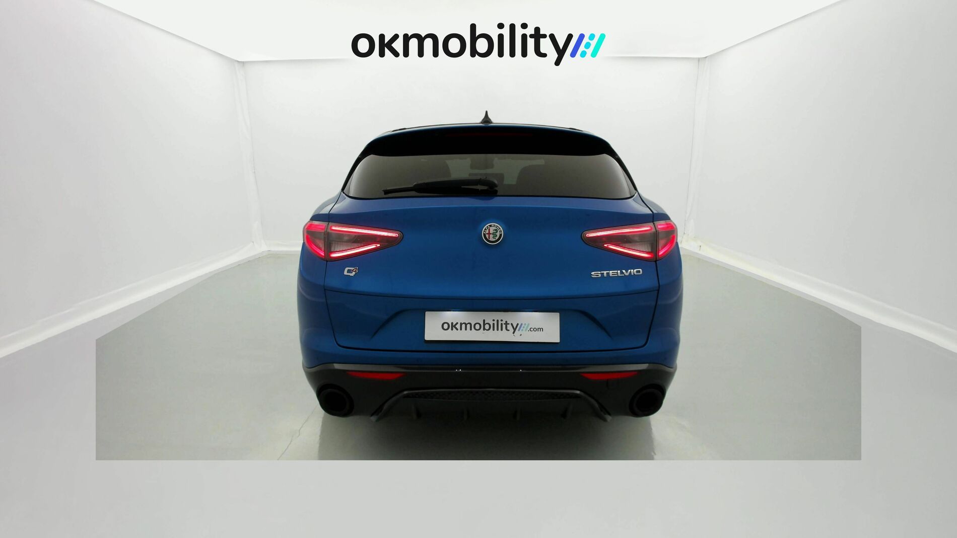 alfa romeo stelvio competizione 2.0 TURBO 280 AWD CA 2023 azul misano 11