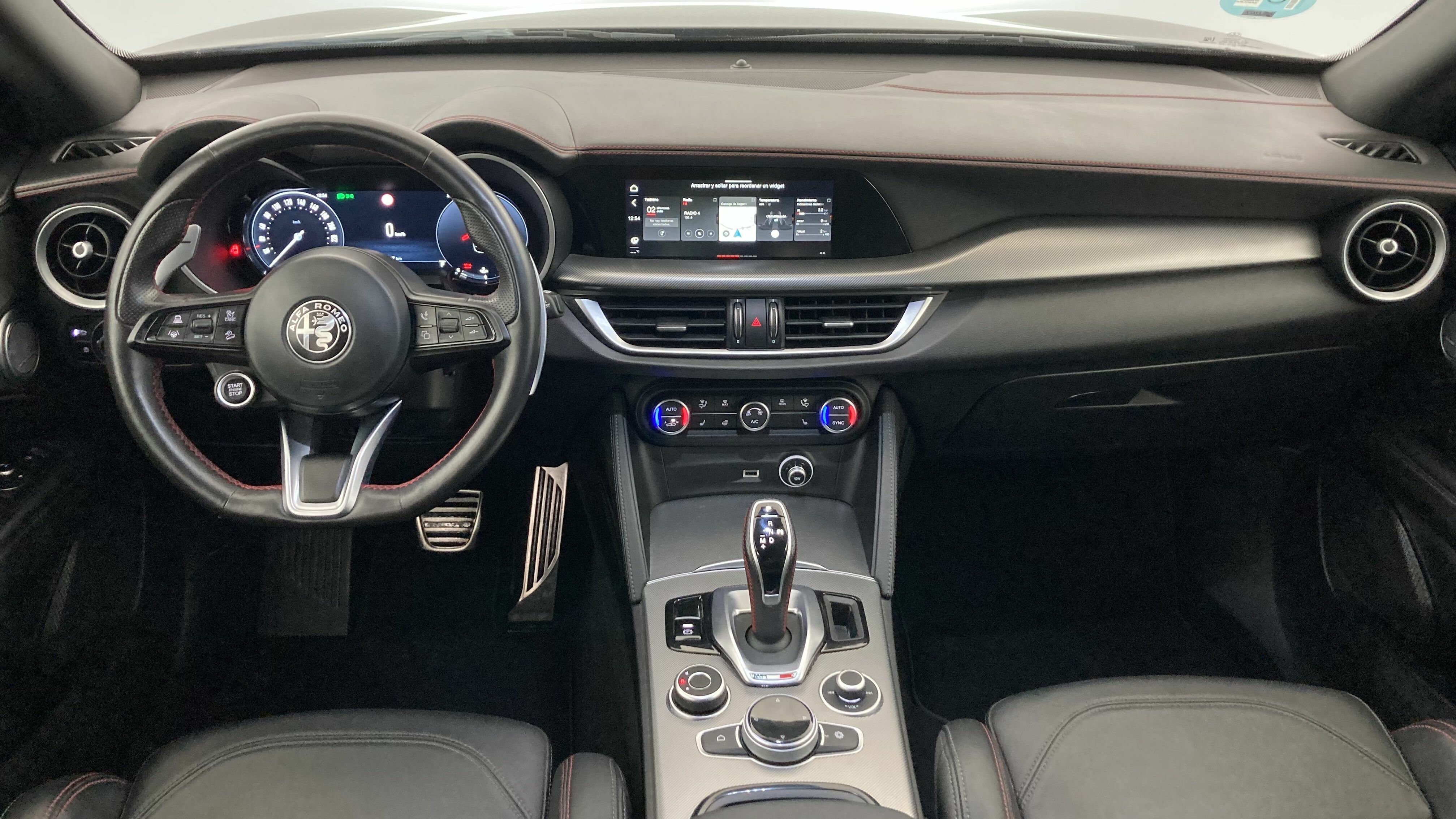 alfa romeo stelvio competizione 2.0 TURBO 280 AWD CA 2023 negro volcano 17