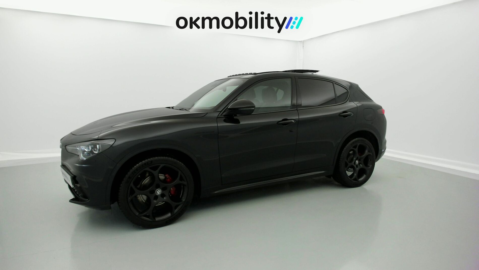 alfa romeo stelvio competizione 2.0 TURBO 280 AWD CA 2023 negro volcano 5