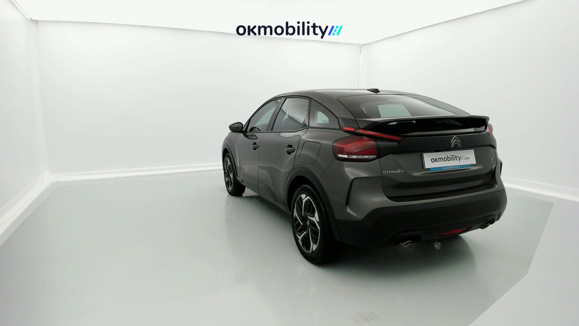 citroen c4 feel pack 1.2 PURETECH 130 2023 gris platino 5