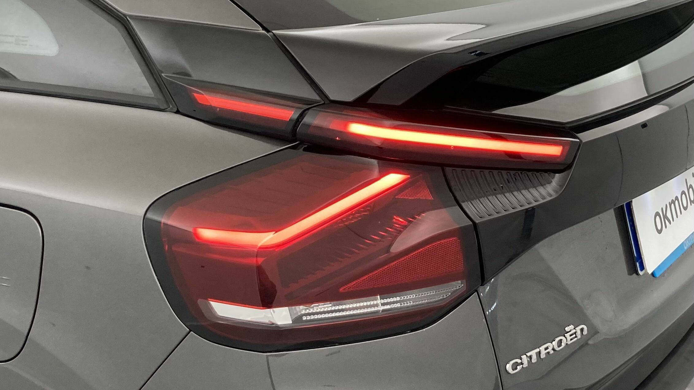 citroen c4 feel pack 1.2 PURETECH 130 2023 gris platino 25