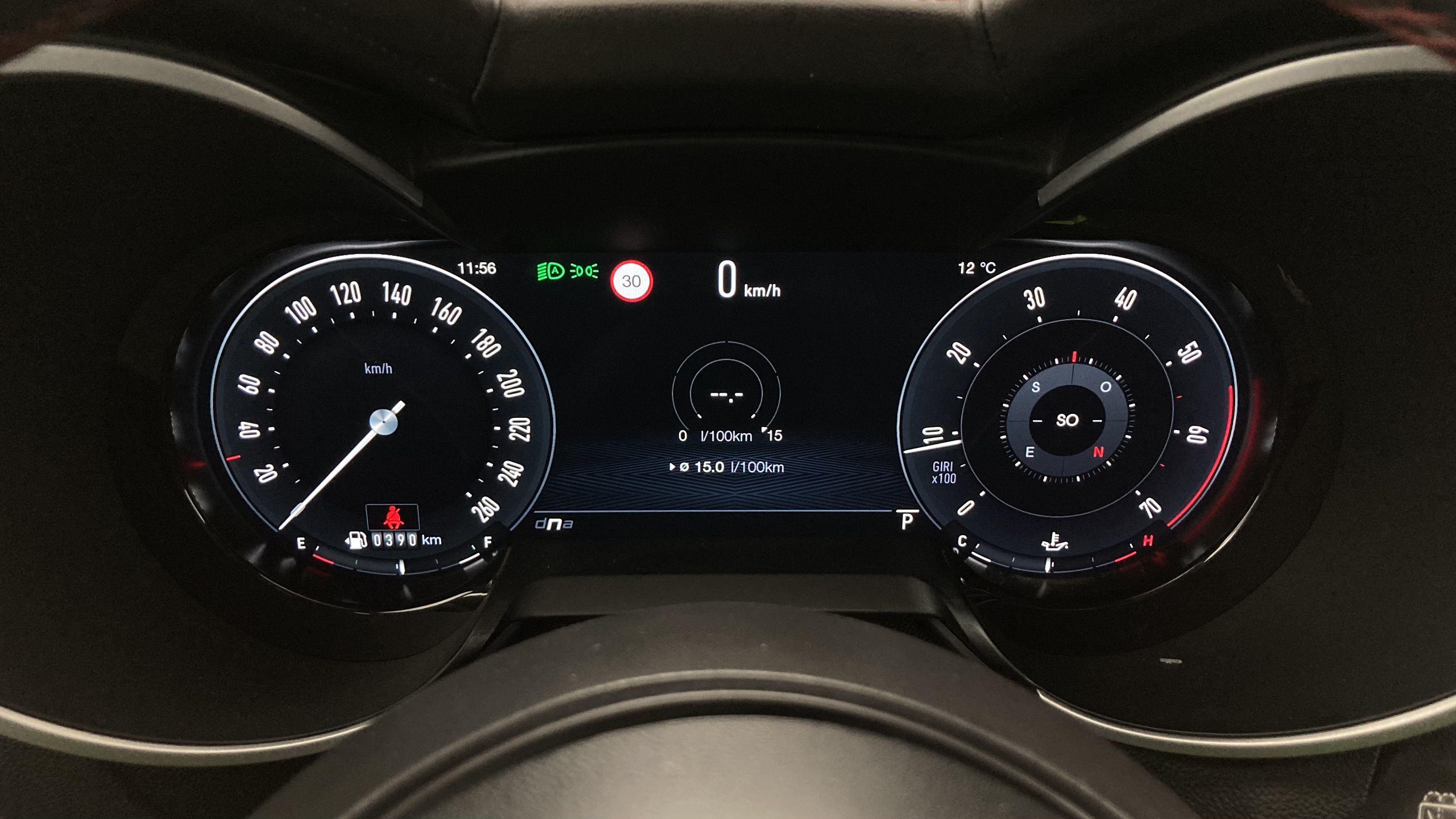 alfa romeo stelvio competizione 2.0 TURBO 280 AWD CA 2023 rojo alfa 13