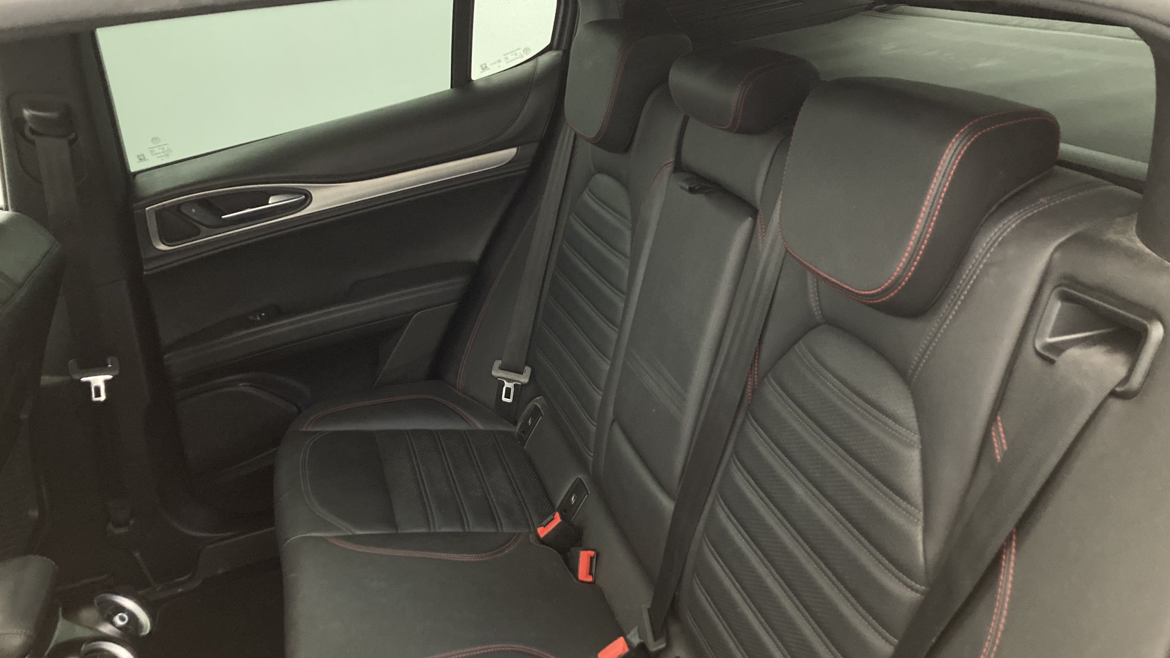 alfa romeo stelvio competizione 2.0 TURBO 280 AWD CA 2023 rojo alfa 21