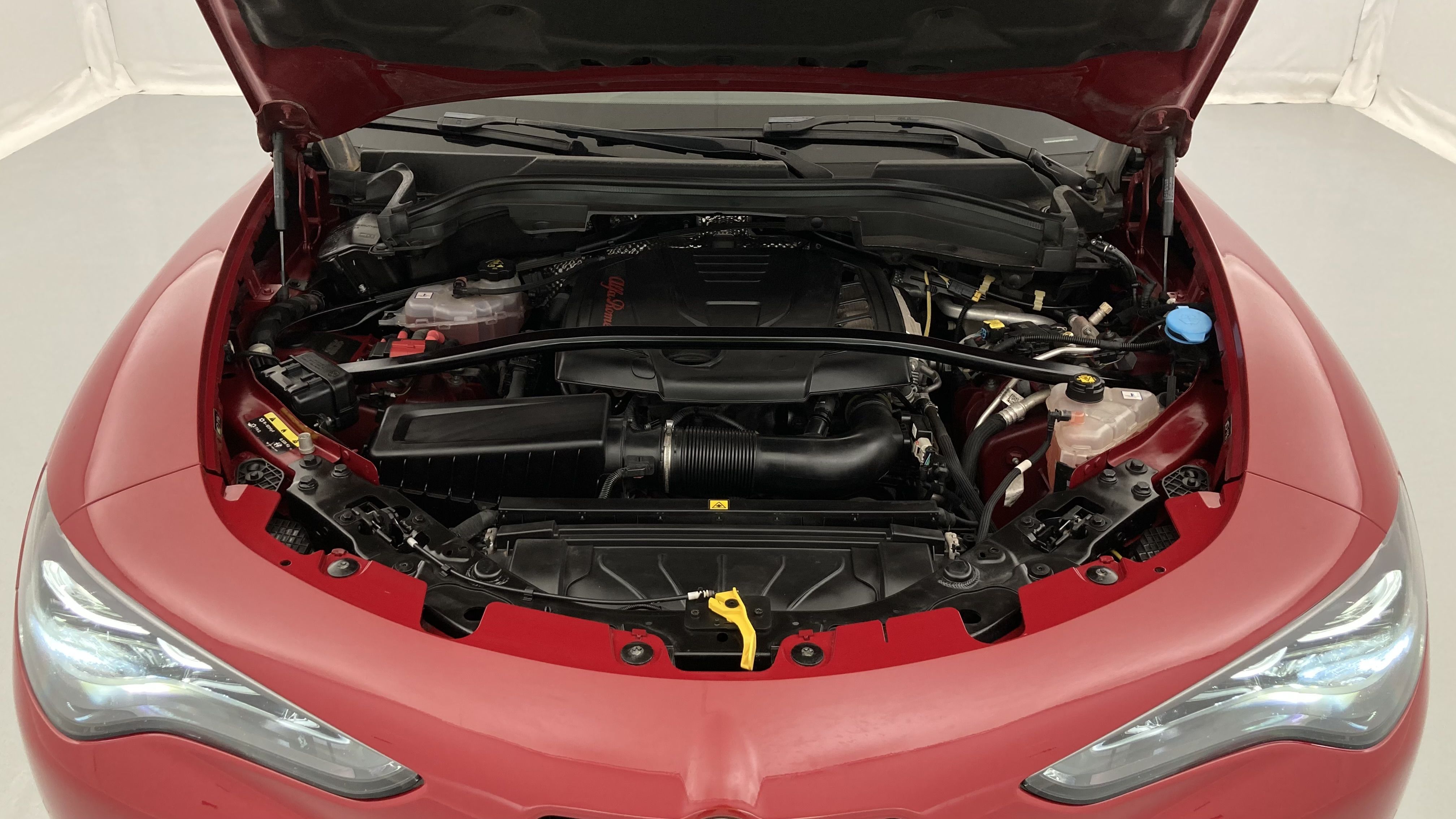 alfa romeo stelvio competizione 2.0 TURBO 280 AWD CA 2023 rojo alfa 23