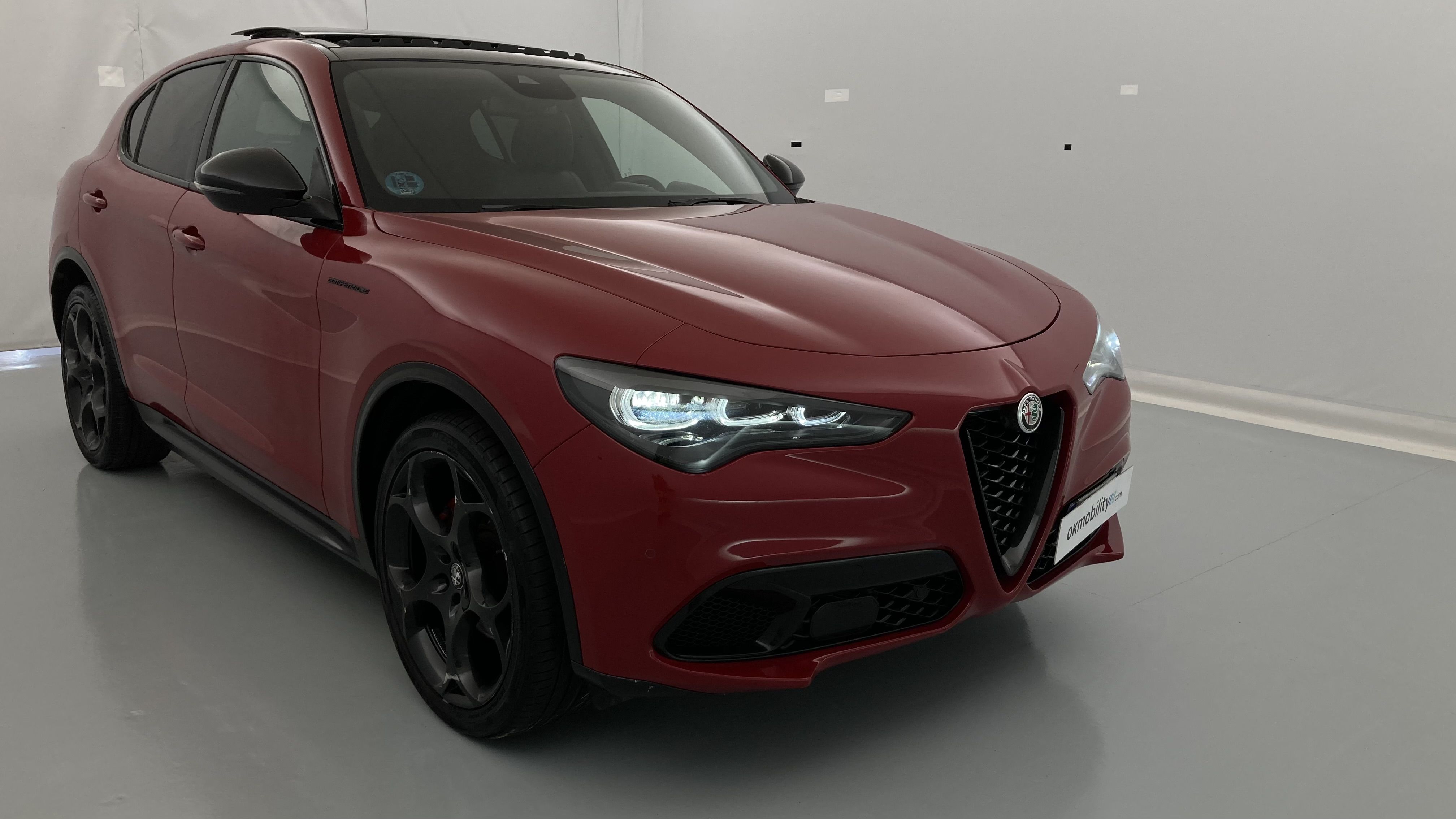 alfa romeo stelvio competizione 2.0 TURBO 280 AWD CA 2023 rojo alfa 24