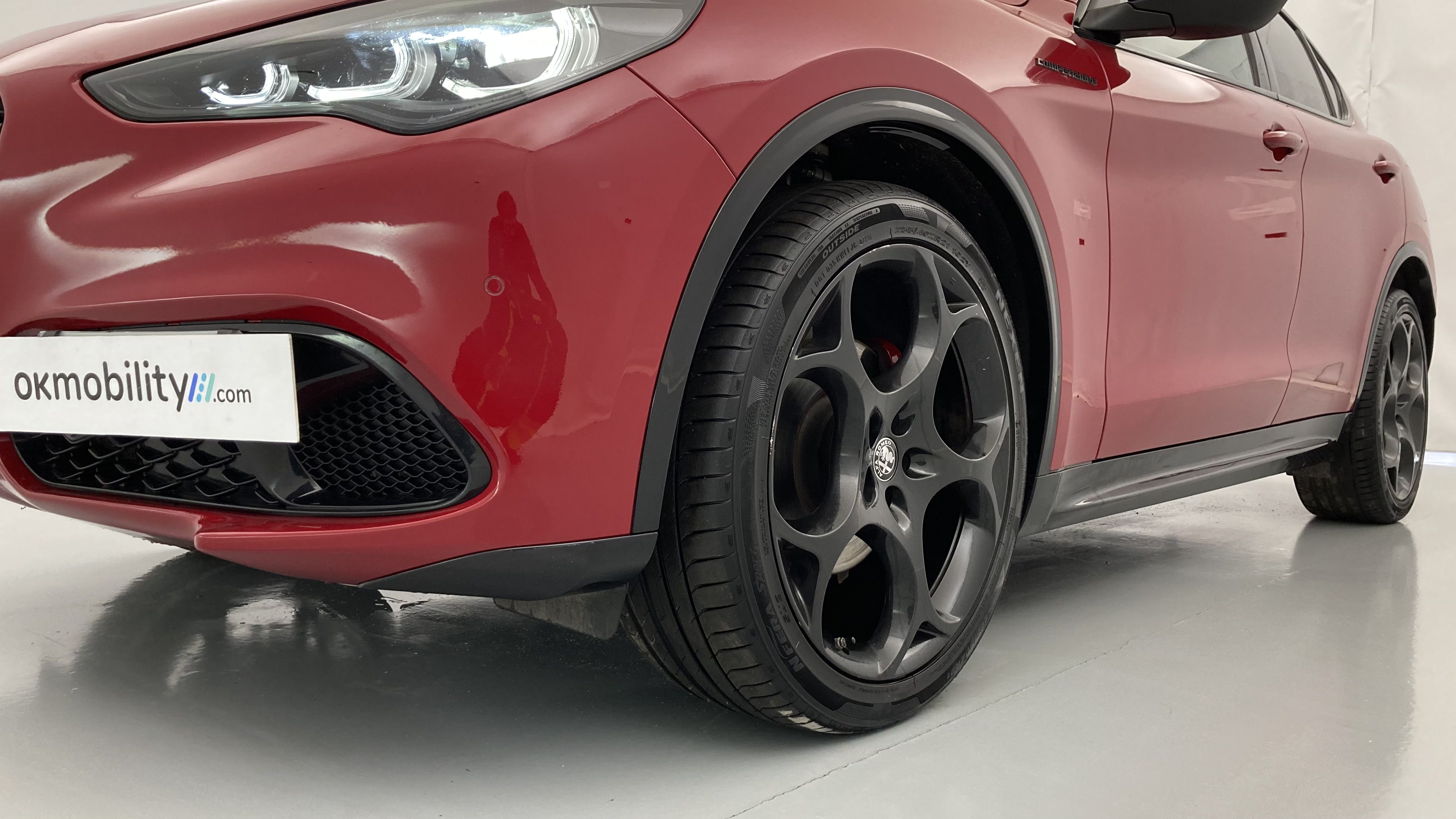 alfa romeo stelvio competizione 2.0 TURBO 280 AWD CA 2023 rojo alfa 36