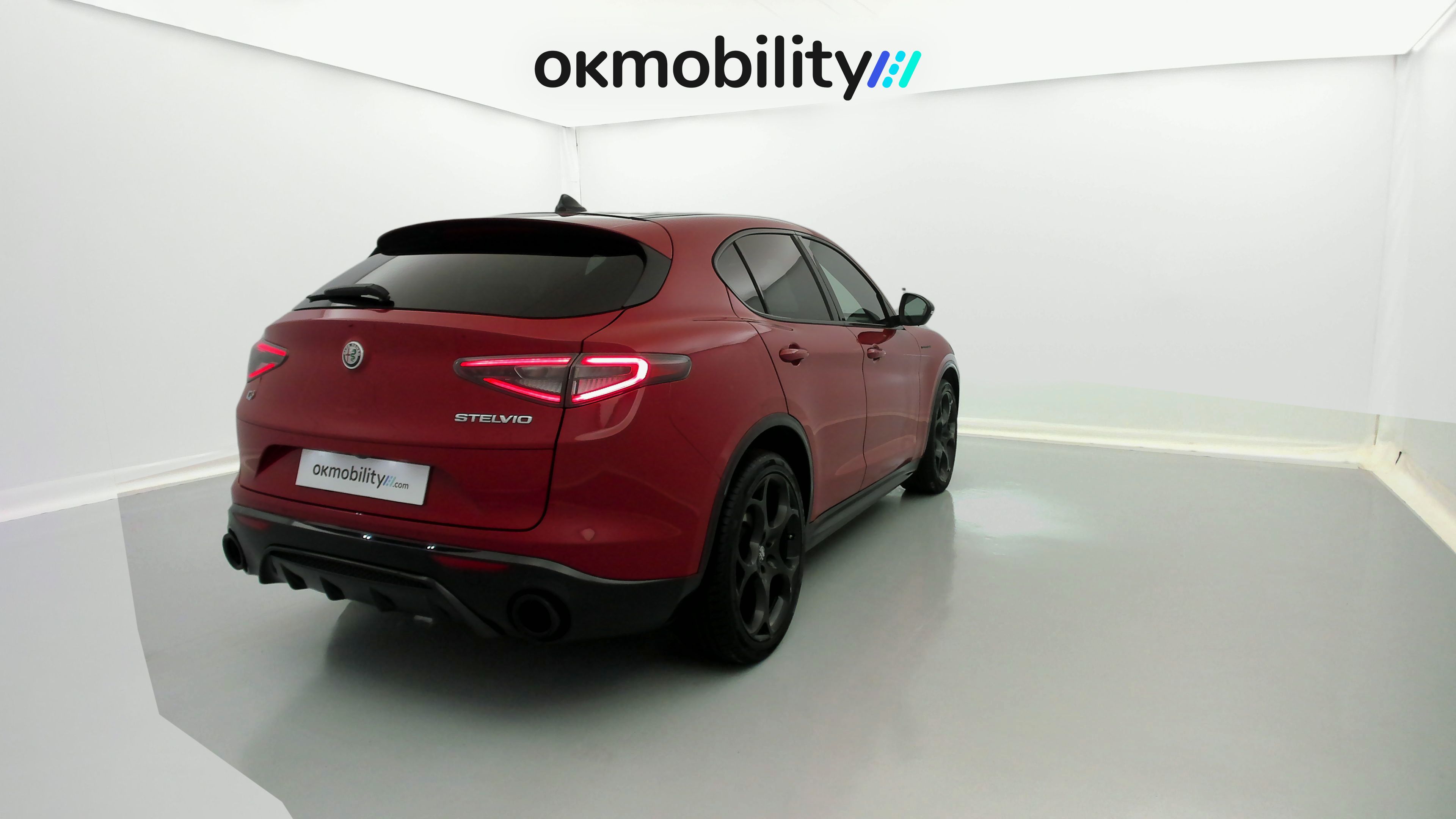 alfa romeo stelvio competizione 2.0 TURBO 280 AWD CA 2023 rojo alfa 11