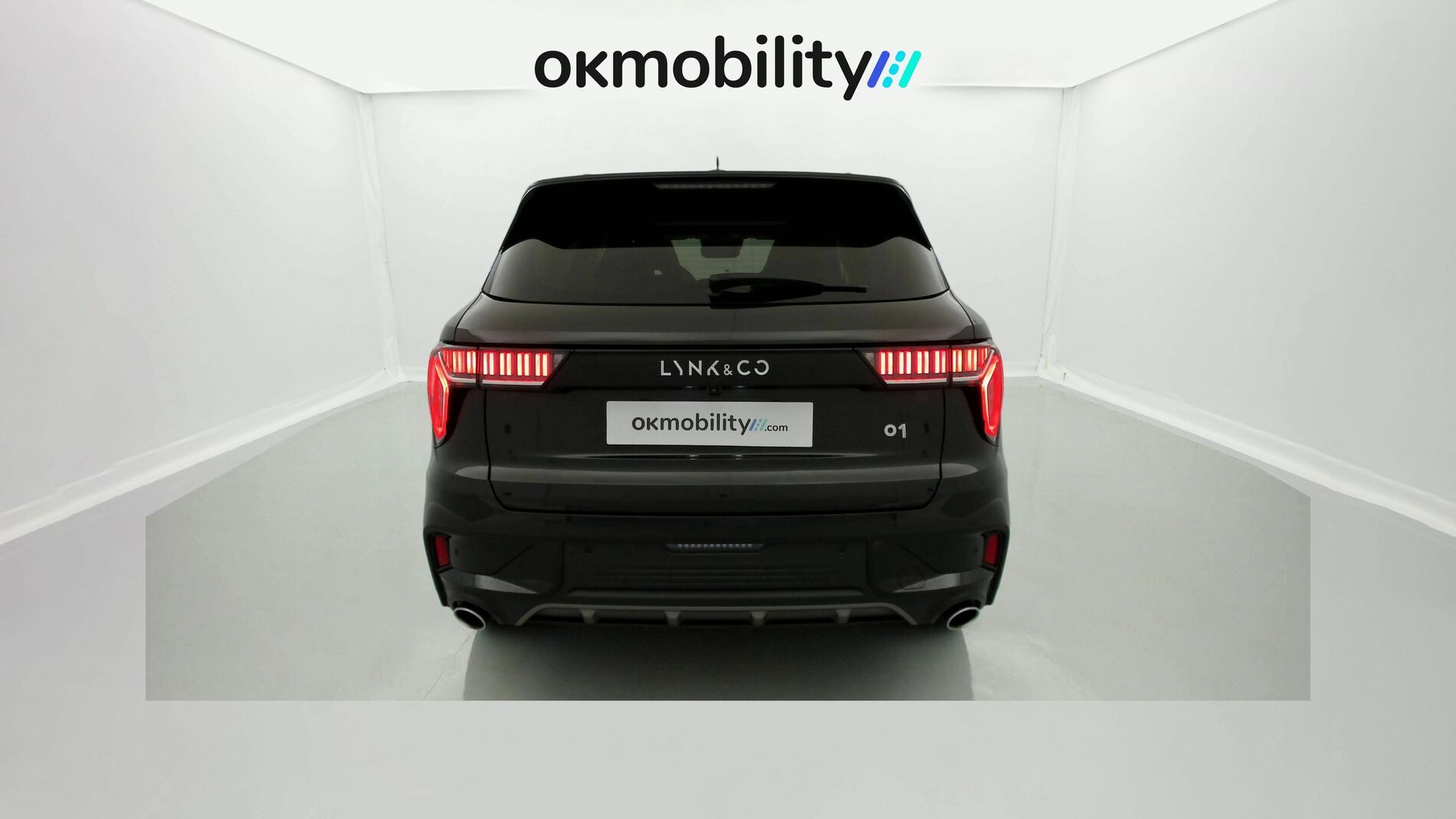 lynk&co 1 nv 1.5 PHEV 261 2022 black 10