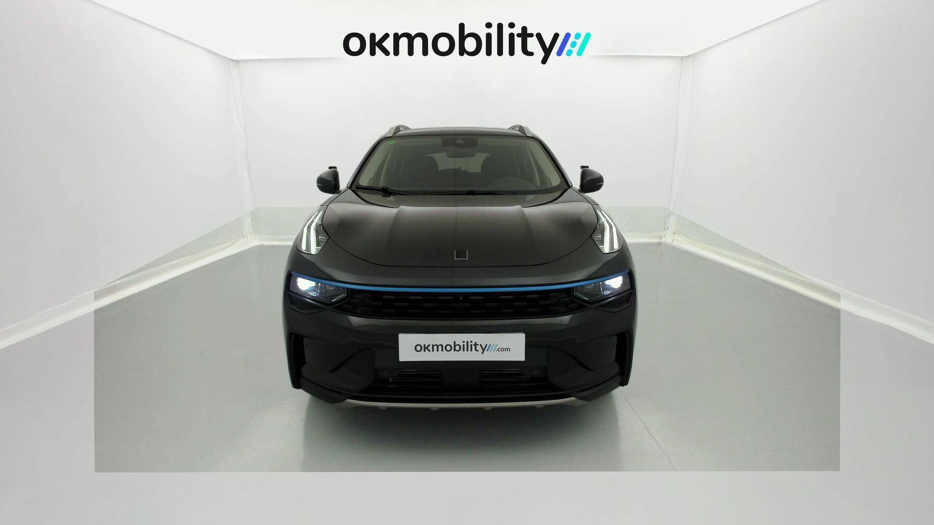 lynk&co 1 nv 1.5 PHEV 261 2022 black 4