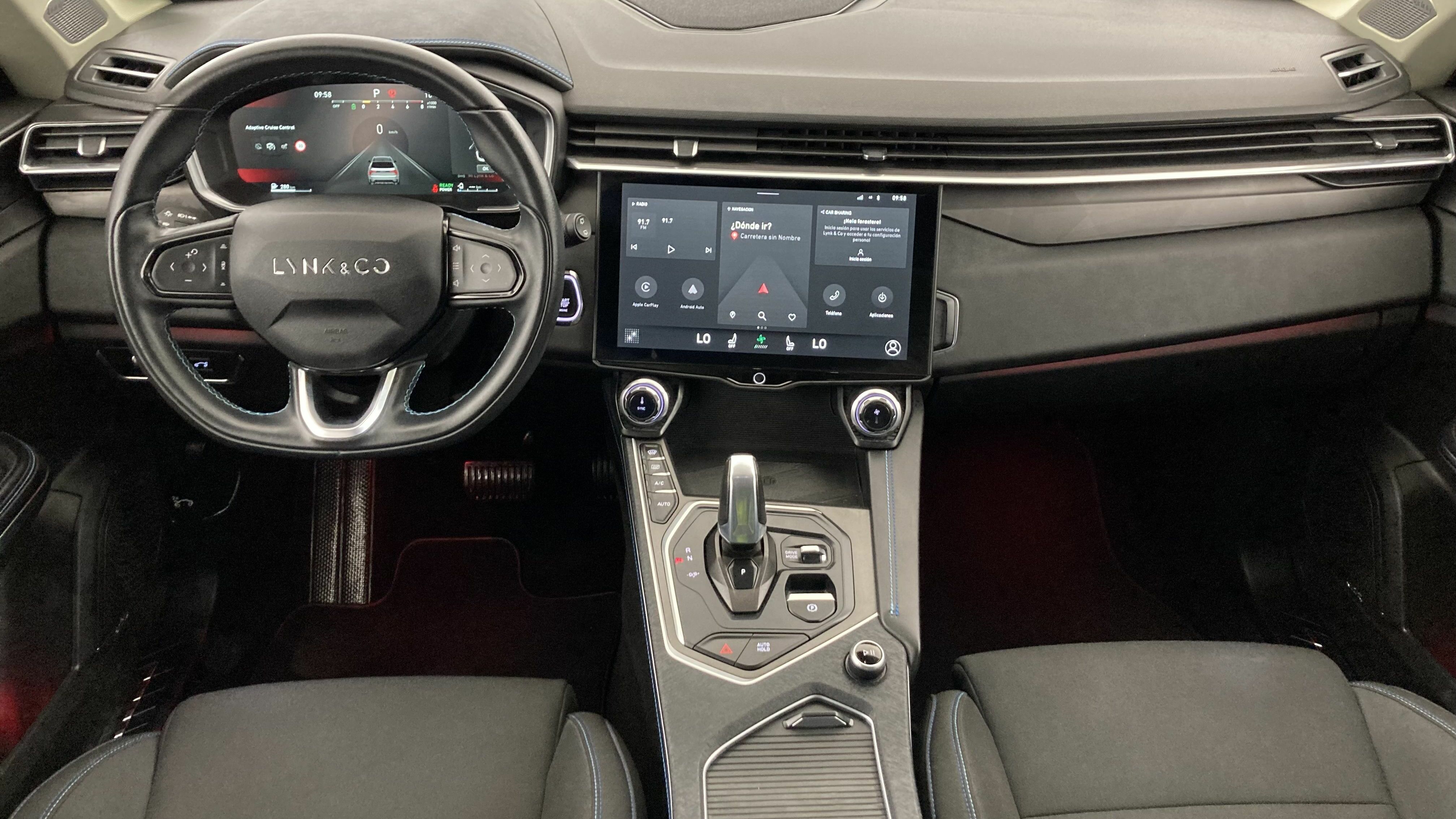 lynk&co 1 nv 1.5 PHEV 261 2022 black 17